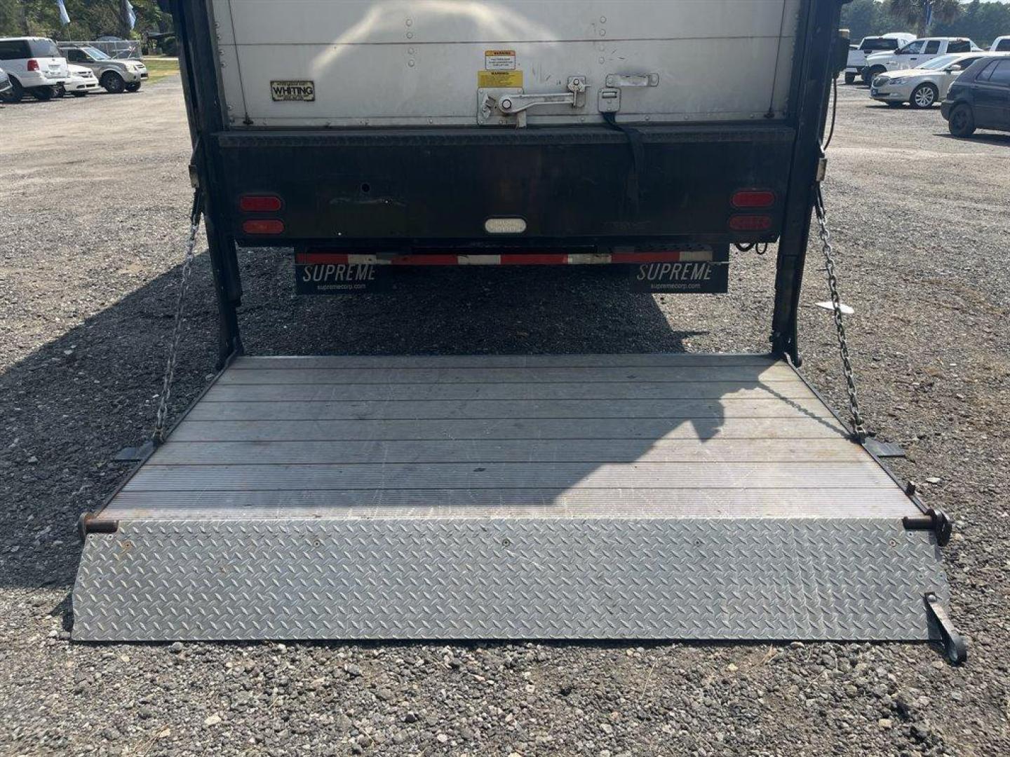 2017 White /Grey Ford F450 S/D (1FDUF4GYXHE) with an 6.8l V10 EFI Sohc 6.8l engine, Automatic transmission, located at 745 East Steele Rd., West Columbia, SC, 29170, (803) 755-9148, 33.927212, -81.148483 - MORE PHOTOS COMING SOON!!! 2017 FORD F450 - CURRENTLY IN RECONDITIONING - Photo#11