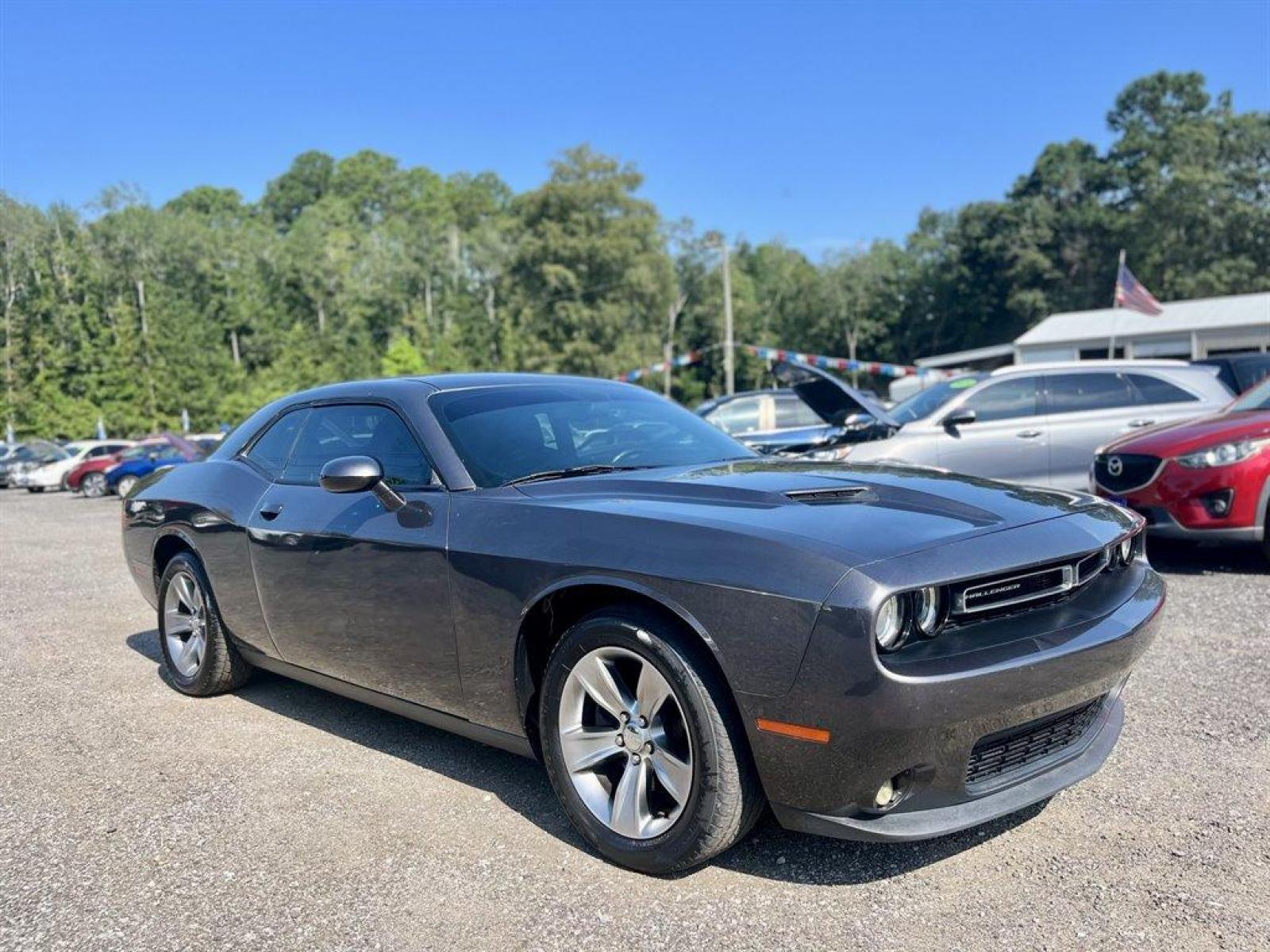 2016 Grey /Black Dodge Challenger (2C3CDZAG0GH) with an 3.6l V6 MPI Dohc VVT Flex engine, Automatic transmission, located at 745 East Steele Rd., West Columbia, SC, 29170, (803) 755-9148, 33.927212, -81.148483 - Special Internet Price! 2016 Dodge Challenger SXT with Bluetooth, SiriusXM Satellite Radio, Radio with Seek-Scan, Proximity Key For Doors And Push Button Start, Cruise Control with Steering Wheel Controls, Powered driver seat, Cloth interior, Plus more! - Photo #4