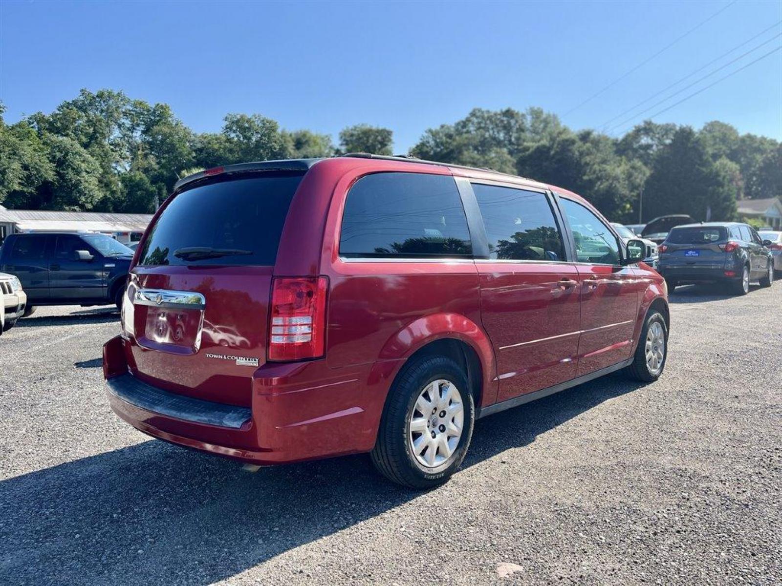 2009 Burgandy /Grey Chrysler Town and Country (2A8HR44E29R) with an 3.3l V6 SFI 3.3l engine, Automatic transmission, located at 745 East Steele Rd., West Columbia, SC, 29170, (803) 755-9148, 33.927212, -81.148483 - Special Internet Price! 2009 Chrysler Town and Country with AM/FM stereo with CD/MP3 player, AUX port, Powered windows, Cloth interior, 2nd row Stow N' Go buckets, 3rd row 60/40 fold-in-floor bench seat, Keyless entry, Plus more! - Photo #2