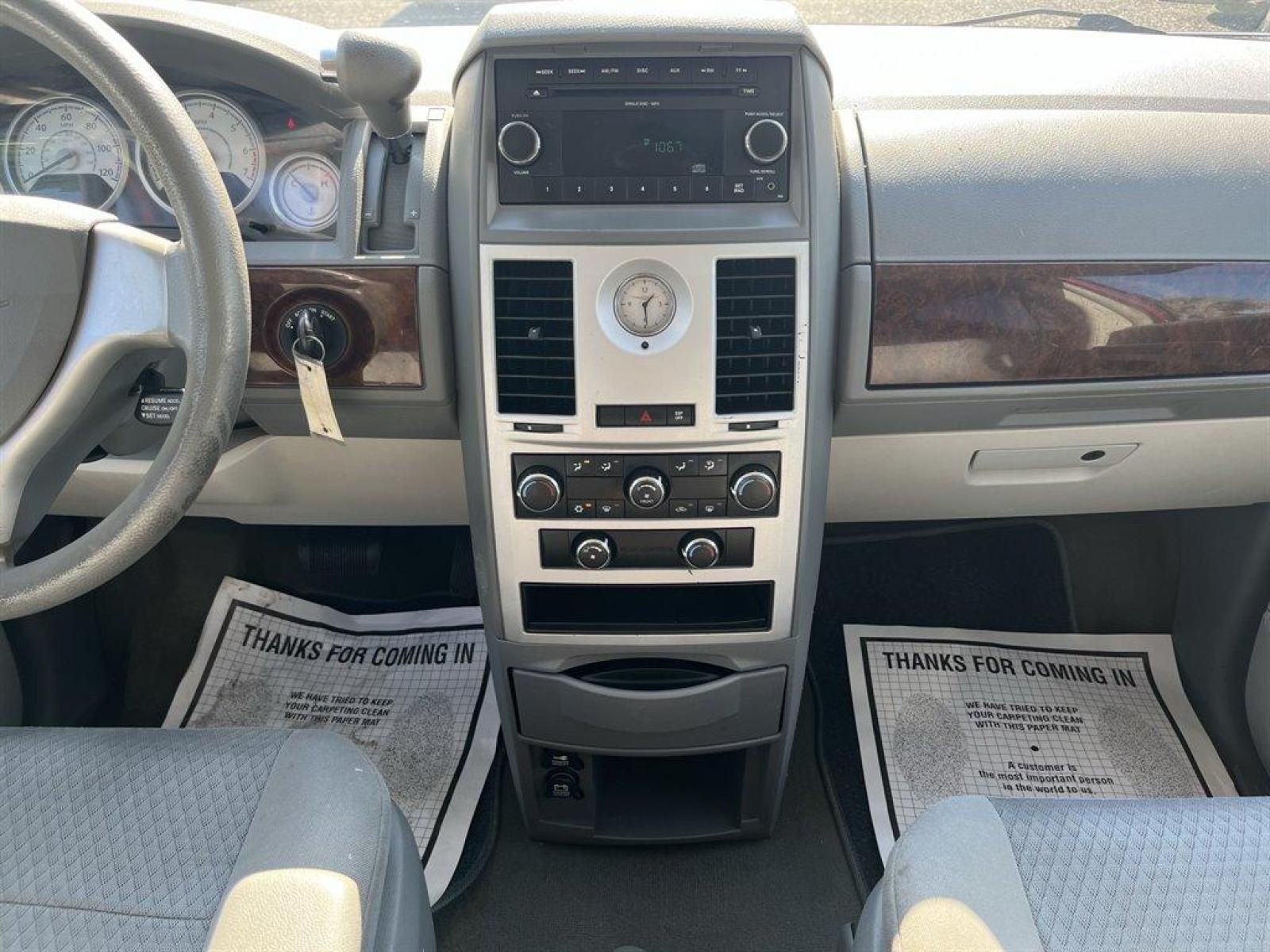 2009 Burgandy /Grey Chrysler Town and Country (2A8HR44E29R) with an 3.3l V6 SFI 3.3l engine, Automatic transmission, located at 745 East Steele Rd., West Columbia, SC, 29170, (803) 755-9148, 33.927212, -81.148483 - Special Internet Price! 2009 Chrysler Town and Country with AM/FM stereo with CD/MP3 player, AUX port, Powered windows, Cloth interior, 2nd row Stow N' Go buckets, 3rd row 60/40 fold-in-floor bench seat, Keyless entry, Plus more! - Photo #7