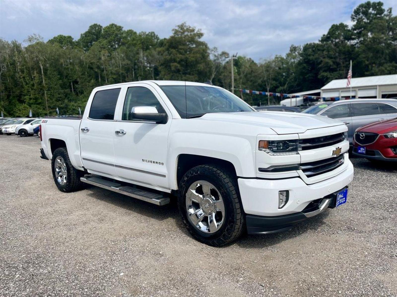 2017 White /Tan Chevrolet Silverado 1500 (3GCUKSEC8HG) with an 5.3l V8 DI VVT Flex 5.3l engine, Automatic transmission, located at 745 East Steele Rd., West Columbia, SC, 29170, (803) 755-9148, 33.927212, -81.148483 - Special Internet Price! 2017 Chevrolet Silverado 1500 LTZ with Bluetooth, SiriusXM Satellite Radio, Backup camera, Navigation, Leather Interior, Heated front seats, Air conditioning, Cruise control, Remote Keyless Entry, Powered windows, Powered door locks, Plus more! - Photo #3