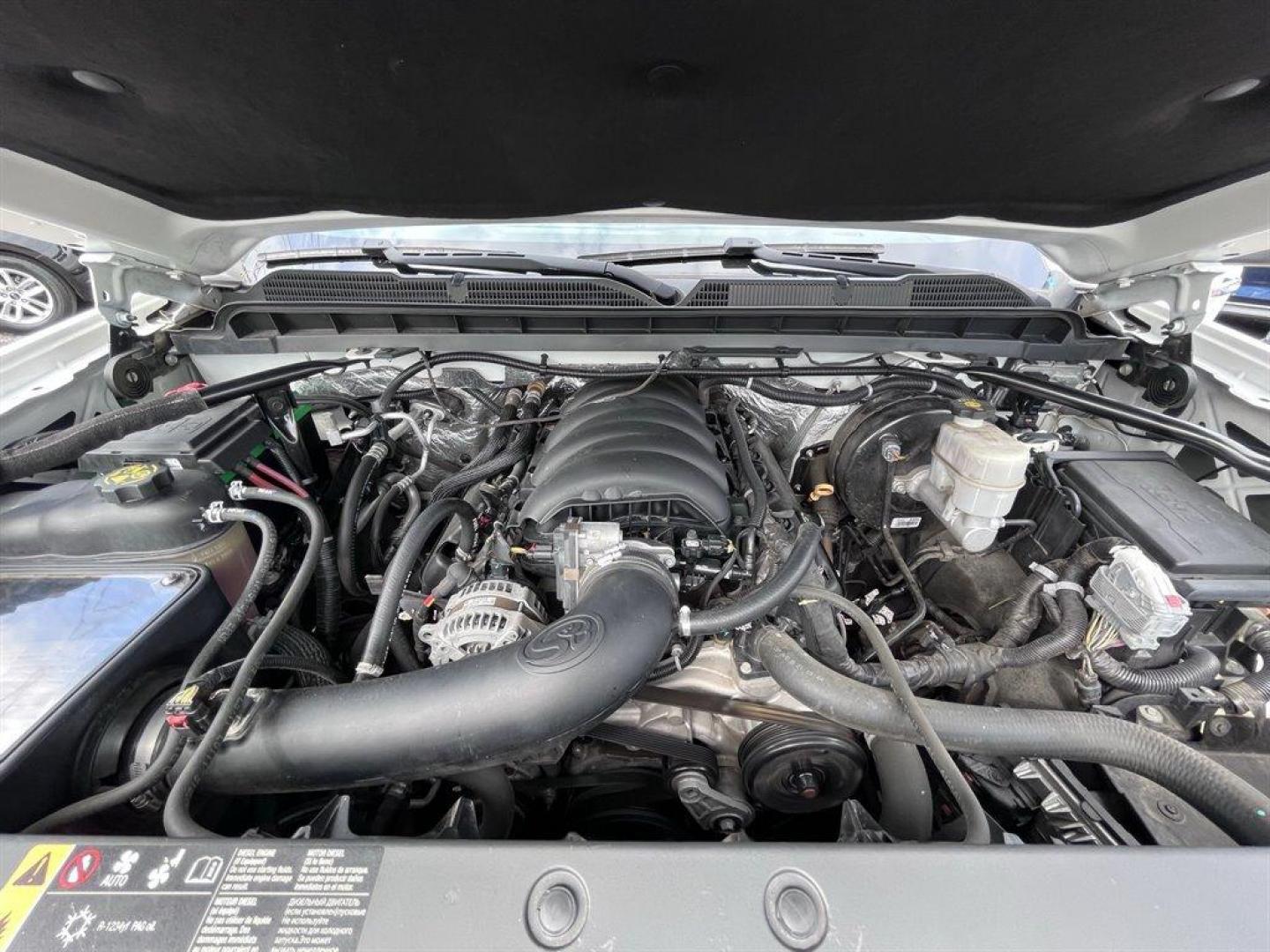 2017 White /Tan Chevrolet Silverado 1500 (3GCUKSEC8HG) with an 5.3l V8 DI VVT Flex 5.3l engine, Automatic transmission, located at 745 East Steele Rd., West Columbia, SC, 29170, (803) 755-9148, 33.927212, -81.148483 - Special Internet Price! 2017 Chevrolet Silverado 1500 LTZ with Bluetooth, SiriusXM Satellite Radio, Backup camera, Navigation, Leather Interior, Heated front seats, Air conditioning, Cruise control, Remote Keyless Entry, Powered windows, Powered door locks, Plus more! - Photo#44