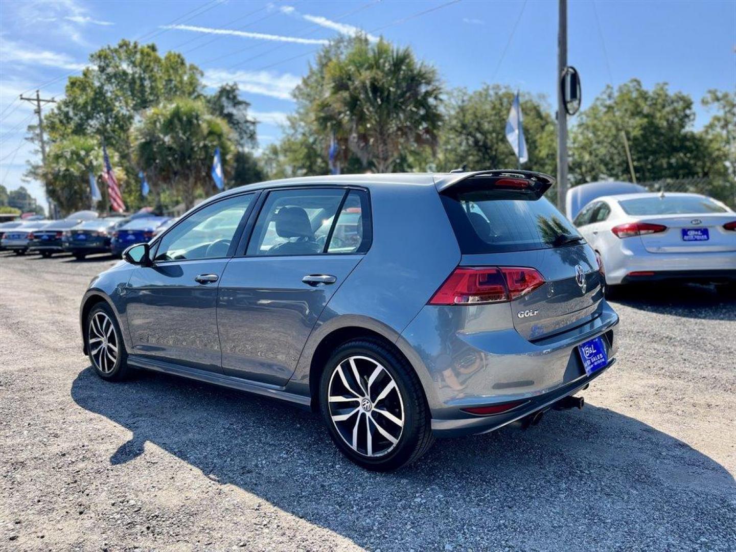 2015 Grey /Black Volkswagen Golf (3VW217AU8FM) with an 1.8l I-4 DI Dohc T/C 1.8l engine, Automatic transmission, located at 745 East Steele Rd., West Columbia, SC, 29170, (803) 755-9148, 33.927212, -81.148483 - Special Internet Price! 2015 Volkswagen Golf with Bluetooth, 5.8 Touchscreen AM/FM Audio, Backup camera, Sunroof, Leather interior, Remote Keyless Entry, Powered front seats, Manual Air Conditioning, Rear 60-40 Folding Bench, Powered windows, Powered door locks, Plus more! - Photo#1