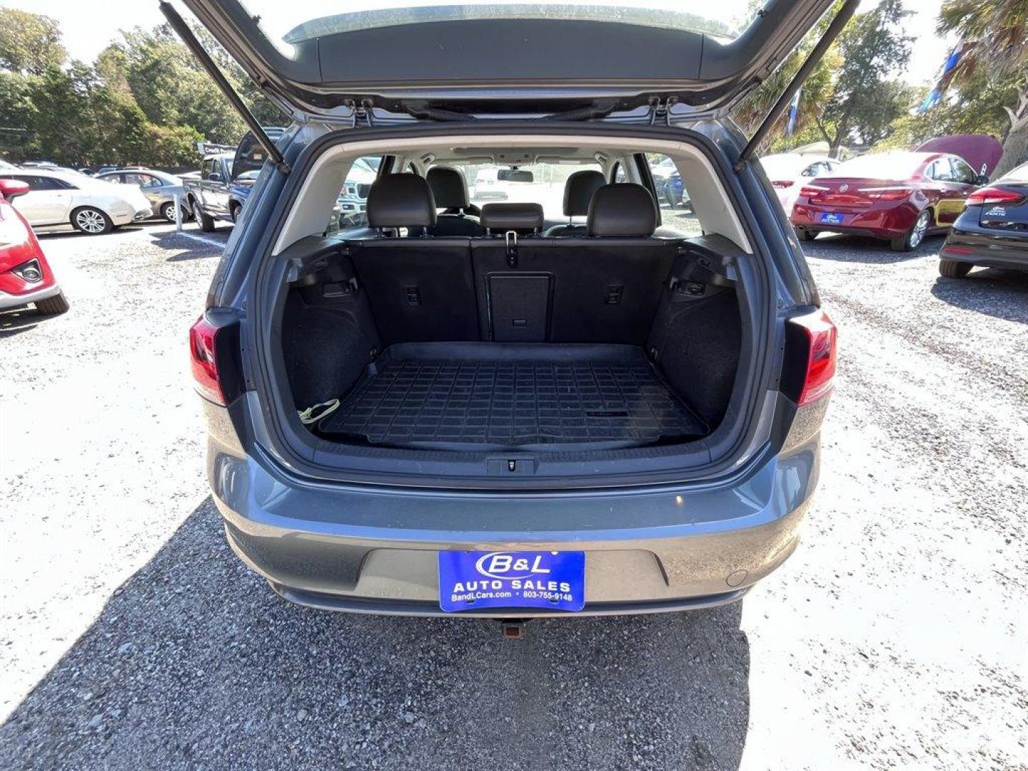 2015 Grey /Black Volkswagen Golf (3VW217AU8FM) with an 1.8l I-4 DI Dohc T/C 1.8l engine, Automatic transmission, located at 745 East Steele Rd., West Columbia, SC, 29170, (803) 755-9148, 33.927212, -81.148483 - Special Internet Price! 2015 Volkswagen Golf with Bluetooth, 5.8 Touchscreen AM/FM Audio, Backup camera, Sunroof, Leather interior, Remote Keyless Entry, Powered front seats, Manual Air Conditioning, Rear 60-40 Folding Bench, Powered windows, Powered door locks, Plus more! - Photo#32