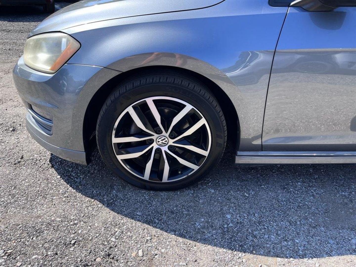 2015 Grey /Black Volkswagen Golf (3VW217AU8FM) with an 1.8l I-4 DI Dohc T/C 1.8l engine, Automatic transmission, located at 745 East Steele Rd., West Columbia, SC, 29170, (803) 755-9148, 33.927212, -81.148483 - Special Internet Price! 2015 Volkswagen Golf with Bluetooth, 5.8 Touchscreen AM/FM Audio, Backup camera, Sunroof, Leather interior, Remote Keyless Entry, Powered front seats, Manual Air Conditioning, Rear 60-40 Folding Bench, Powered windows, Powered door locks, Plus more! - Photo#38