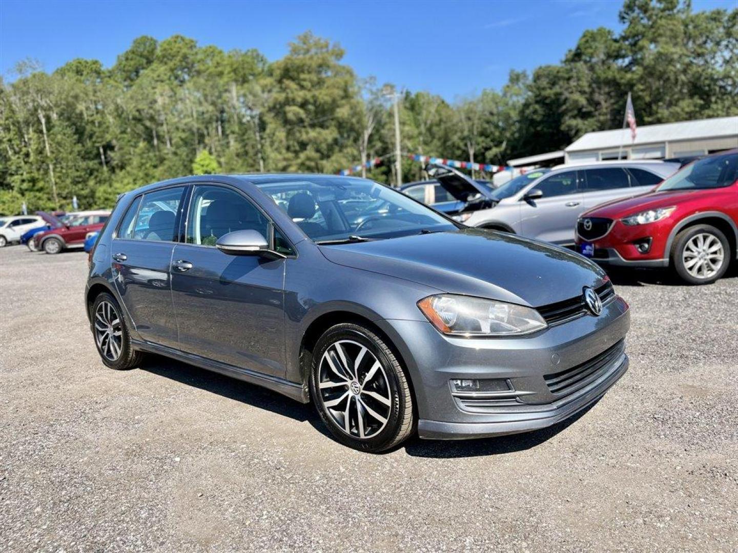 2015 Grey /Black Volkswagen Golf (3VW217AU8FM) with an 1.8l I-4 DI Dohc T/C 1.8l engine, Automatic transmission, located at 745 East Steele Rd., West Columbia, SC, 29170, (803) 755-9148, 33.927212, -81.148483 - Special Internet Price! 2015 Volkswagen Golf with Bluetooth, 5.8 Touchscreen AM/FM Audio, Backup camera, Sunroof, Leather interior, Remote Keyless Entry, Powered front seats, Manual Air Conditioning, Rear 60-40 Folding Bench, Powered windows, Powered door locks, Plus more! - Photo#3