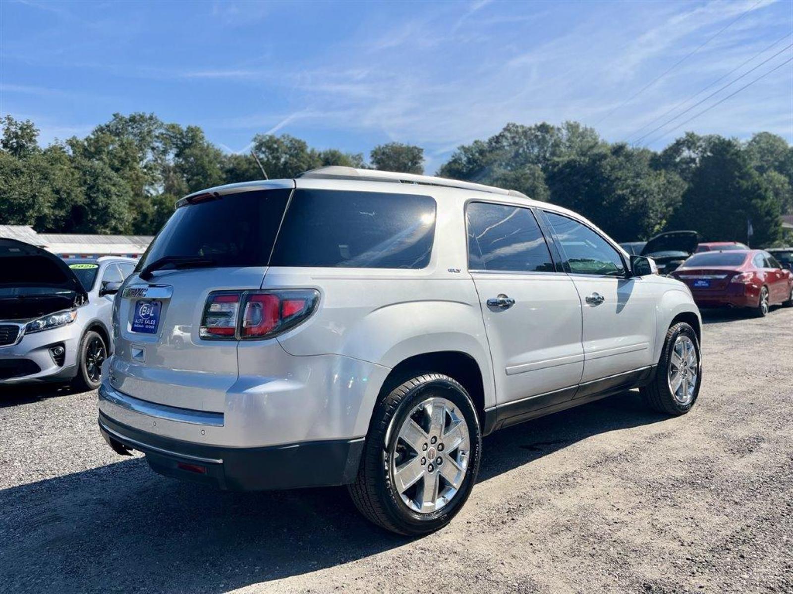 2017 Silver /Black GMC Acadia Limited (1GKKRSKD9HJ) with an 3.6l V6 DI Dohc 3.6l engine, Automatic transmission, located at 745 East Steele Rd., West Columbia, SC, 29170, (803) 755-9148, 33.927212, -81.148483 - Special Internet Price! 2017 GMC Acadia Limited with Bluetooth, SiriusXM Satellite Radio, 6.5 diagonal touch-screen display, Audio system controls, rear with headphone jacks, Backup camera, Navigation, Cruise control, Dual sunroofs, Leather interior, tri-zone automatic climate control with individu - Photo #2
