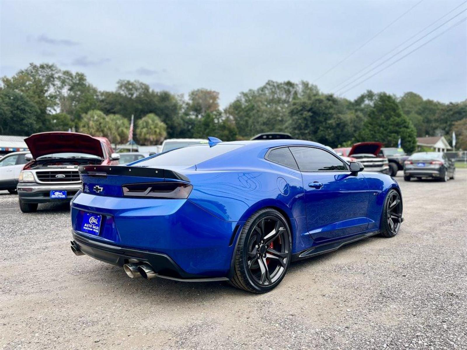 2018 Blue /Black Chevrolet Camaro (1G1FE1R73J0) with an 6.2l V8 DI OHV VVT HO 6.2 engine, Manual transmission, located at 745 East Steele Rd., West Columbia, SC, 29170, (803) 755-9148, 33.927212, -81.148483 - Special Internet Price! 2018 Chevrolet Camaro 1SS with Chevrolet MyLink Radio with 8 diagonal color touch-screen, Bluetooth, SiriusXM Satellite Radio, Keyless Open Recaro front bucket seats, 6-Speed manual transmission, Aftermarket performance upgrades, 4 brand new tires, Air conditioning, Plus more - Photo #3