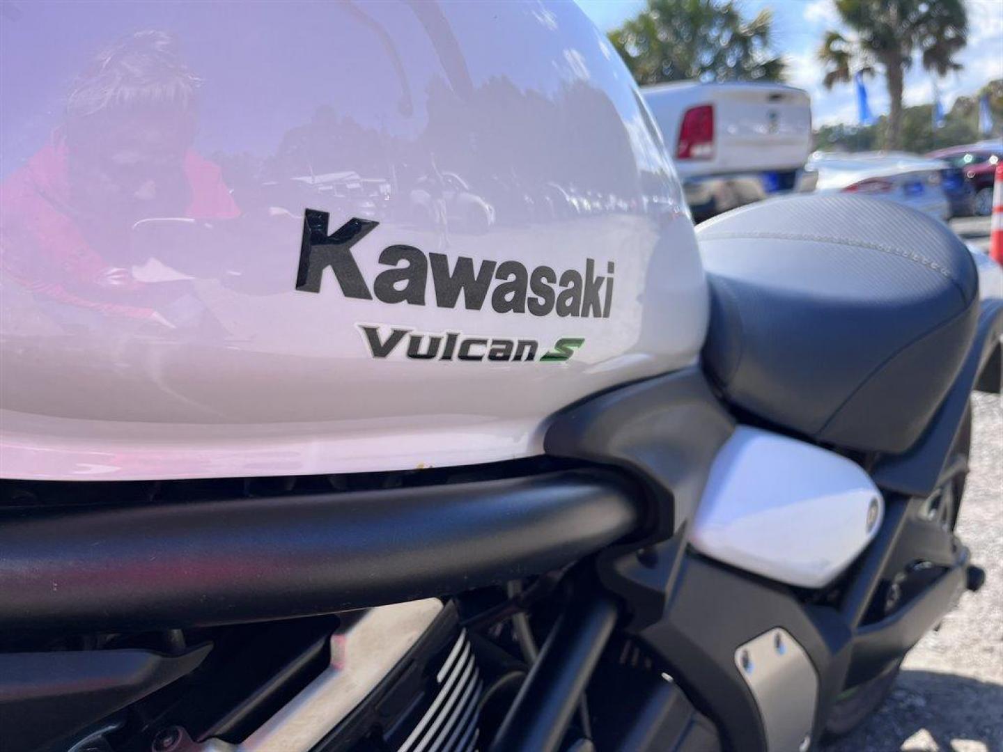 2015 White Kawasaki Vulcan 650 (JKAENEB14FD) , located at 745 East Steele Rd., West Columbia, SC, 29170, (803) 755-9148, 33.927212, -81.148483 - Photo#10