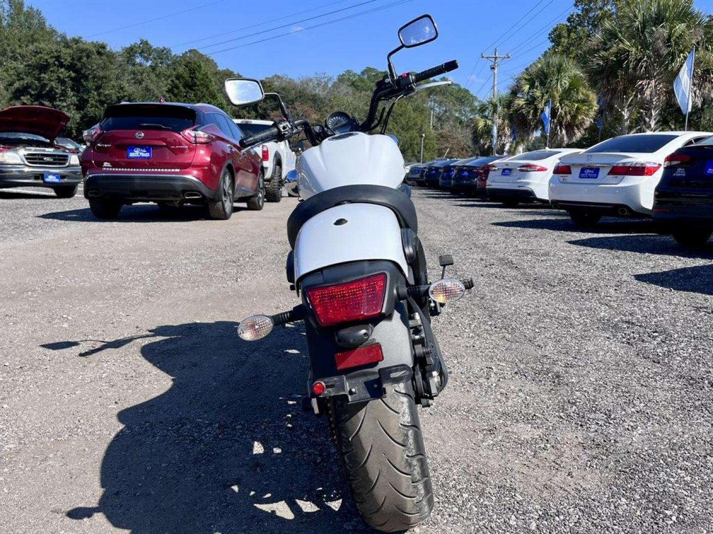 2015 White Kawasaki Vulcan 650 (JKAENEB14FD) , located at 745 East Steele Rd., West Columbia, SC, 29170, (803) 755-9148, 33.927212, -81.148483 - Photo#4