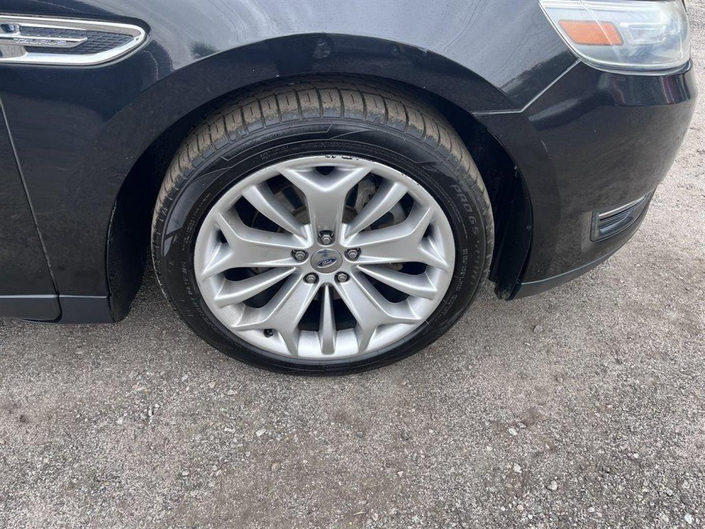 2013 Black /Black Ford Taurus (1FAHP2F80DG) with an 3.5l V6 Smpi TI-VCT 3.5l engine, Automatic transmission, located at 745 East Steele Rd., West Columbia, SC, 29170, (803) 755-9148, 33.927212, -81.148483 - Special Internet Price! 2013 Ford Taurus Limited with Bluetooth, AM/FM stereo, Cruise control, Backup camera, Remote keyless entry, Dual-zone air conditioning, Leather interior, Powered driver seat, Rear 60/40 split fold-flat, Powered windows, Powered door locks, Plus more! - Photo#26