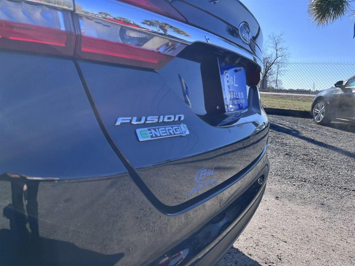 2017 Black /Black Ford Fusion (3FA6P0PU5HR) with an 2.0l I-4 Smpi Dohc Phev 2 engine, Automatic transmission, located at 745 East Steele Rd., West Columbia, SC, 29170, (803) 755-9148, 33.927212, -81.148483 - Special Internet Price! 2017 Ford Fusion SE Luxury Energi with Bluetooth, Backup Camera, Cruise Control, Keyless Entry, Push To Start, Leather Interior, Heated Front Seats, Powered Driver Seat, 60/40 Split Rear Bench Seat, Powered Windows, Powered Door Locks, Plus More! - Photo#29