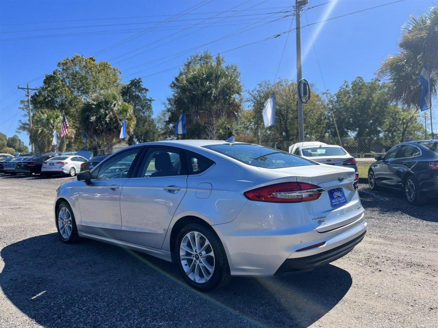 2019 Silver /Black Ford Fusion (3FA6P0LU7KR) with an 2.0l I-4 Smpi Dohc Hybrid engine, Automatic transmission, located at 745 East Steele Rd., West Columbia, SC, 29170, (803) 755-9148, 33.927212, -81.148483 - Special Internet Price! 2019 FORD FUSION - - Photo#1