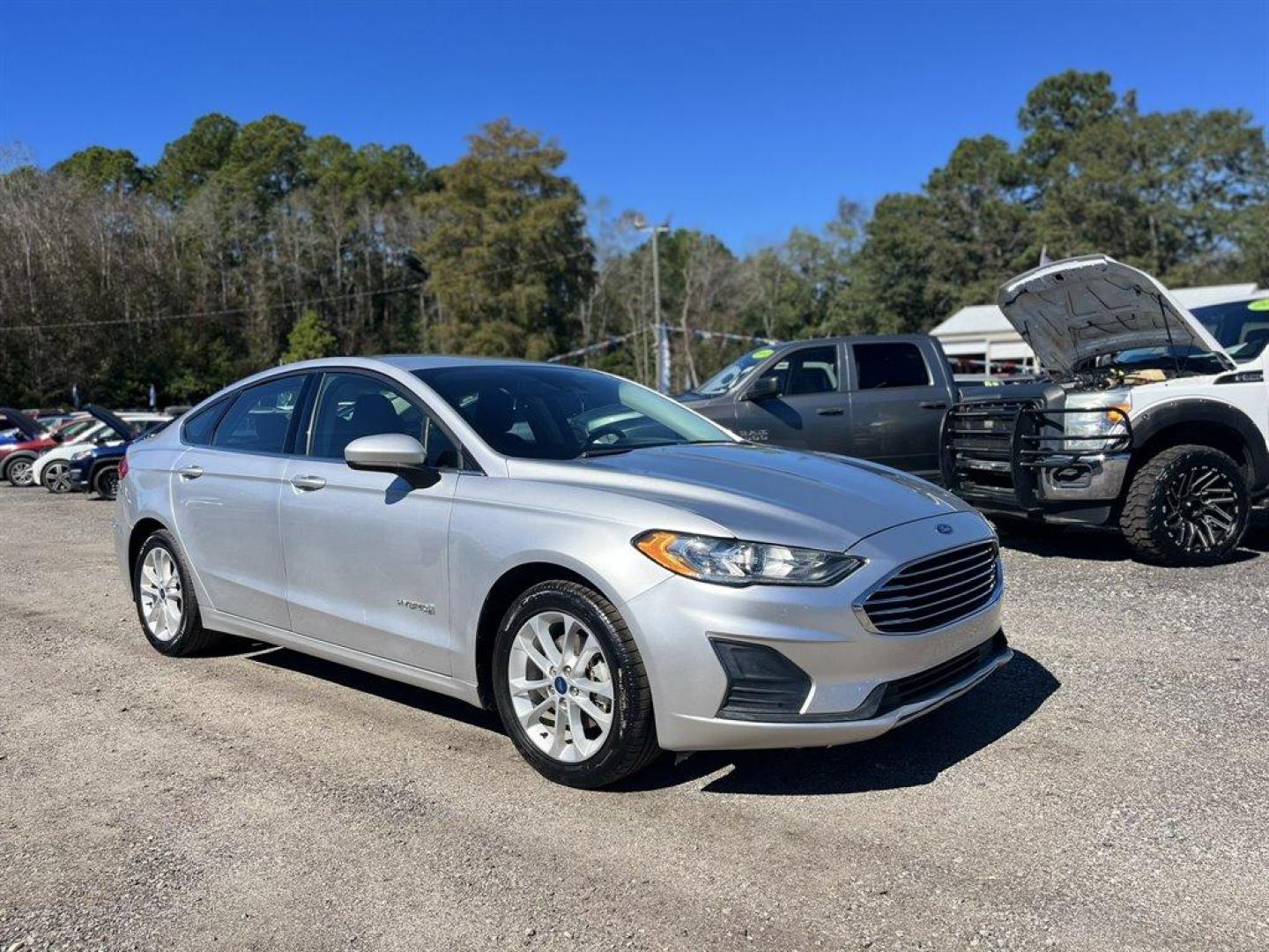 2019 Silver /Black Ford Fusion (3FA6P0LU7KR) with an 2.0l I-4 Smpi Dohc Hybrid engine, Automatic transmission, located at 745 East Steele Rd., West Columbia, SC, 29170, (803) 755-9148, 33.927212, -81.148483 - Special Internet Price! 2019 FORD FUSION - - Photo#3