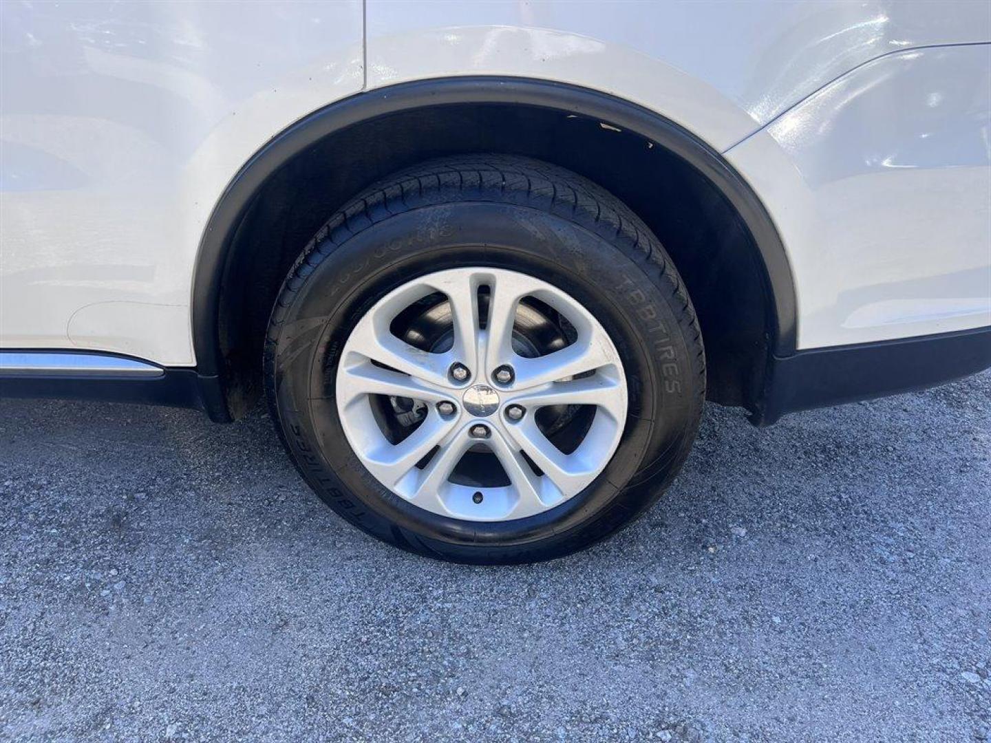 2012 White /Tan Dodge Durango (1C4RDHDG1CC) with an 3.6l V6 MPI Dohc 3.6l engine, Automatic transmission, located at 745 East Steele Rd., West Columbia, SC, 29170, (803) 755-9148, 33.927212, -81.148483 - Special Internet Price! 2012 Dodge Durango Crew with Bluetooth, AM/FM radio, Cruise control, Backup camera, Dual zone auto temp control, Leather interior, 1st and 2nd row heated seats, 3rd row bench seat, Powered driver seat, Powered windows, Powered liftgate, Plus more! - Photo#37