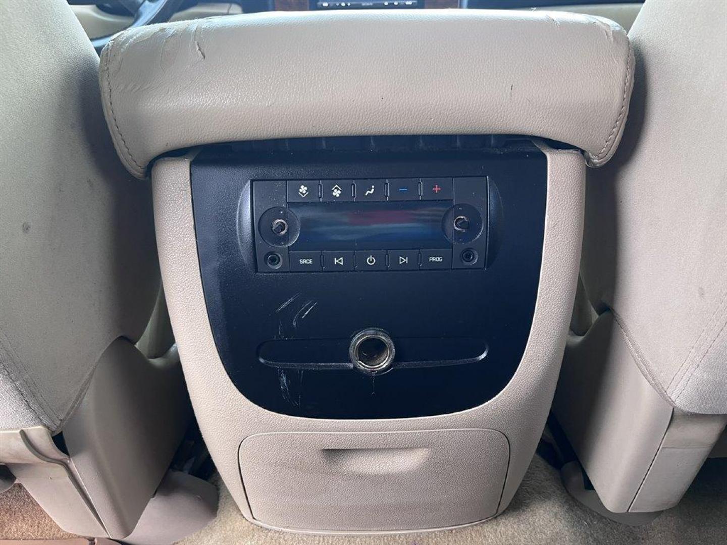 2007 Tan /Tan Chevrolet Tahoe (1GNFC13017R) with an 5.3l V8 SFI Flex 5.3l engine, Automatic transmission, located at 745 East Steele Rd., West Columbia, SC, 29170, (803) 755-9148, 33.927212, -81.148483 - Photo#19