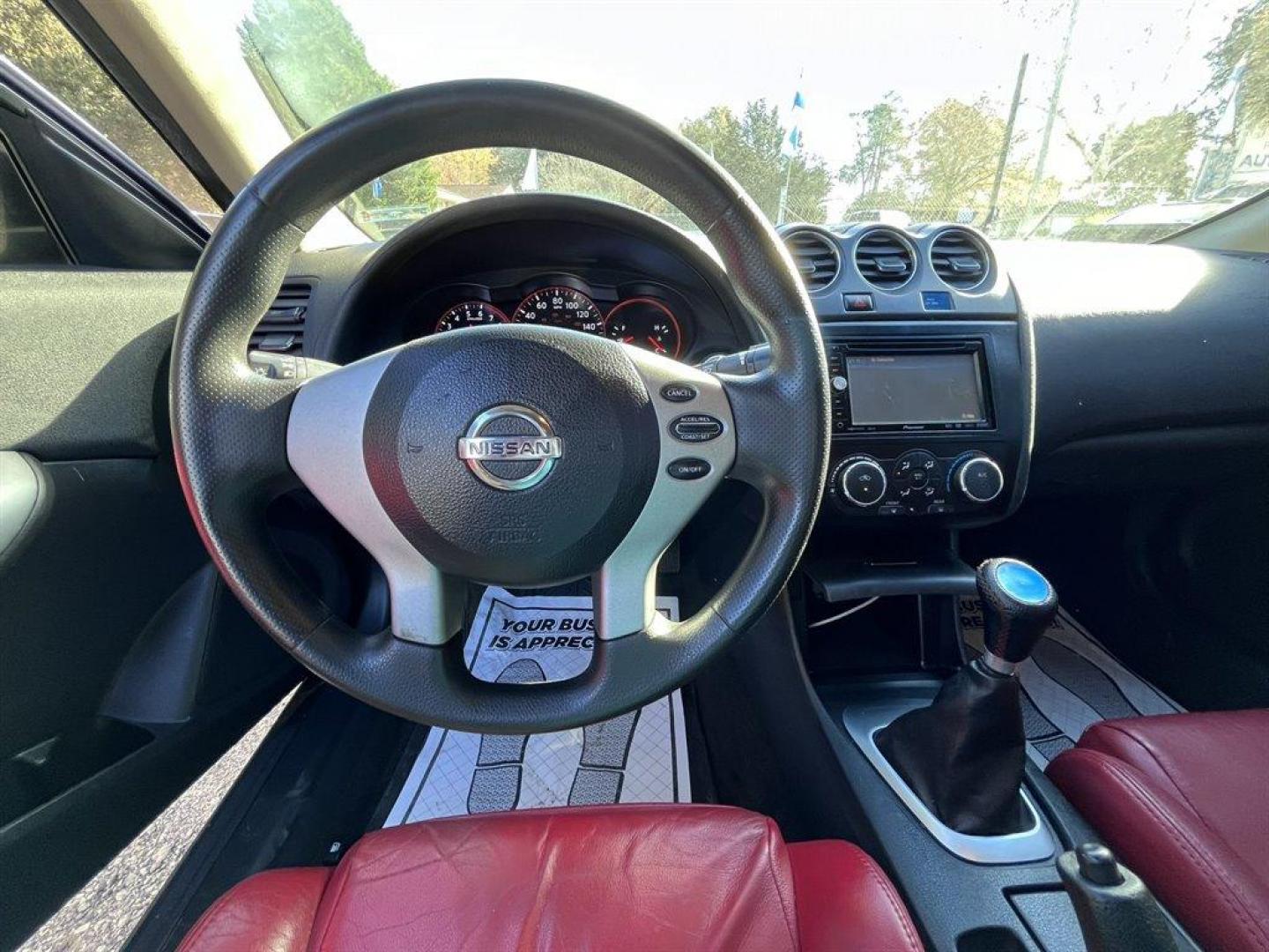 2008 Grey /Red Nissan Altima (1N4AL24E48C) with an 2.5l I-4 MPI Dohc 2.5l engine, Manual transmission, located at 745 East Steele Rd., West Columbia, SC, 29170, (803) 755-9148, 33.927212, -81.148483 - Special Internet Price! 2008 Nissan Altima with AM/FM stereo, Manual Transmission, Cruise Control, Push To Start, Air conditioning, Red Leather Interior, Powered Windows, Powered Door Locks, Plus More! - Photo#5