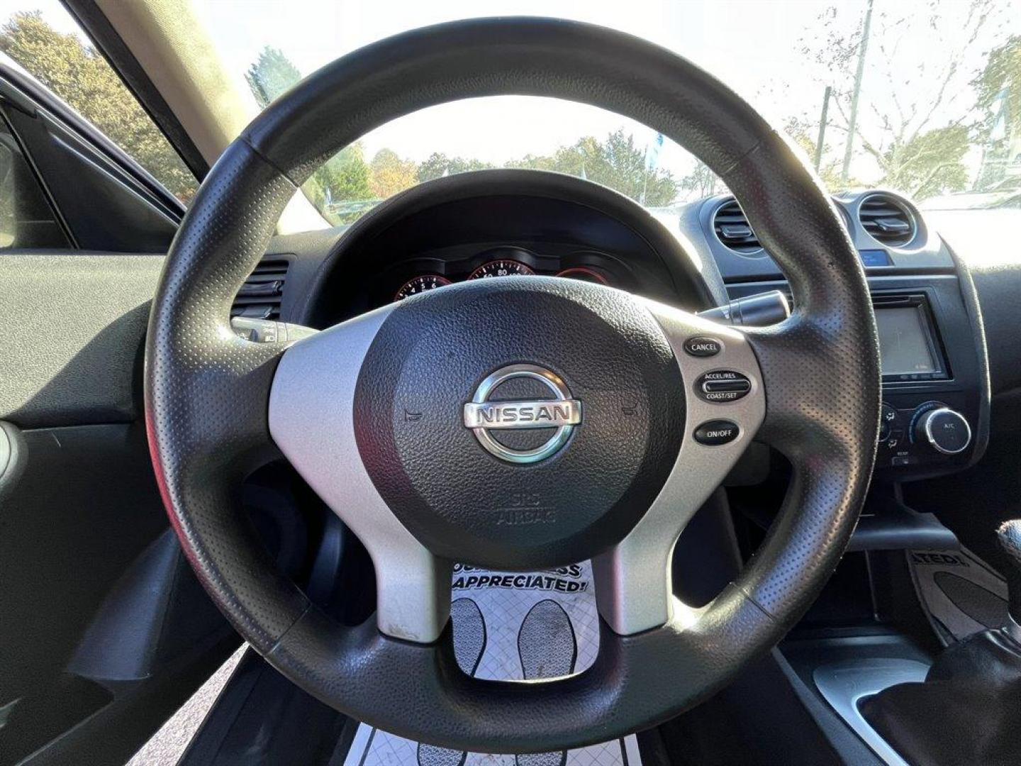 2008 Grey /Red Nissan Altima (1N4AL24E48C) with an 2.5l I-4 MPI Dohc 2.5l engine, Manual transmission, located at 745 East Steele Rd., West Columbia, SC, 29170, (803) 755-9148, 33.927212, -81.148483 - Special Internet Price! 2008 Nissan Altima with AM/FM stereo, Manual Transmission, Cruise Control, Push To Start, Air conditioning, Red Leather Interior, Powered Windows, Powered Door Locks, Plus More! - Photo#6