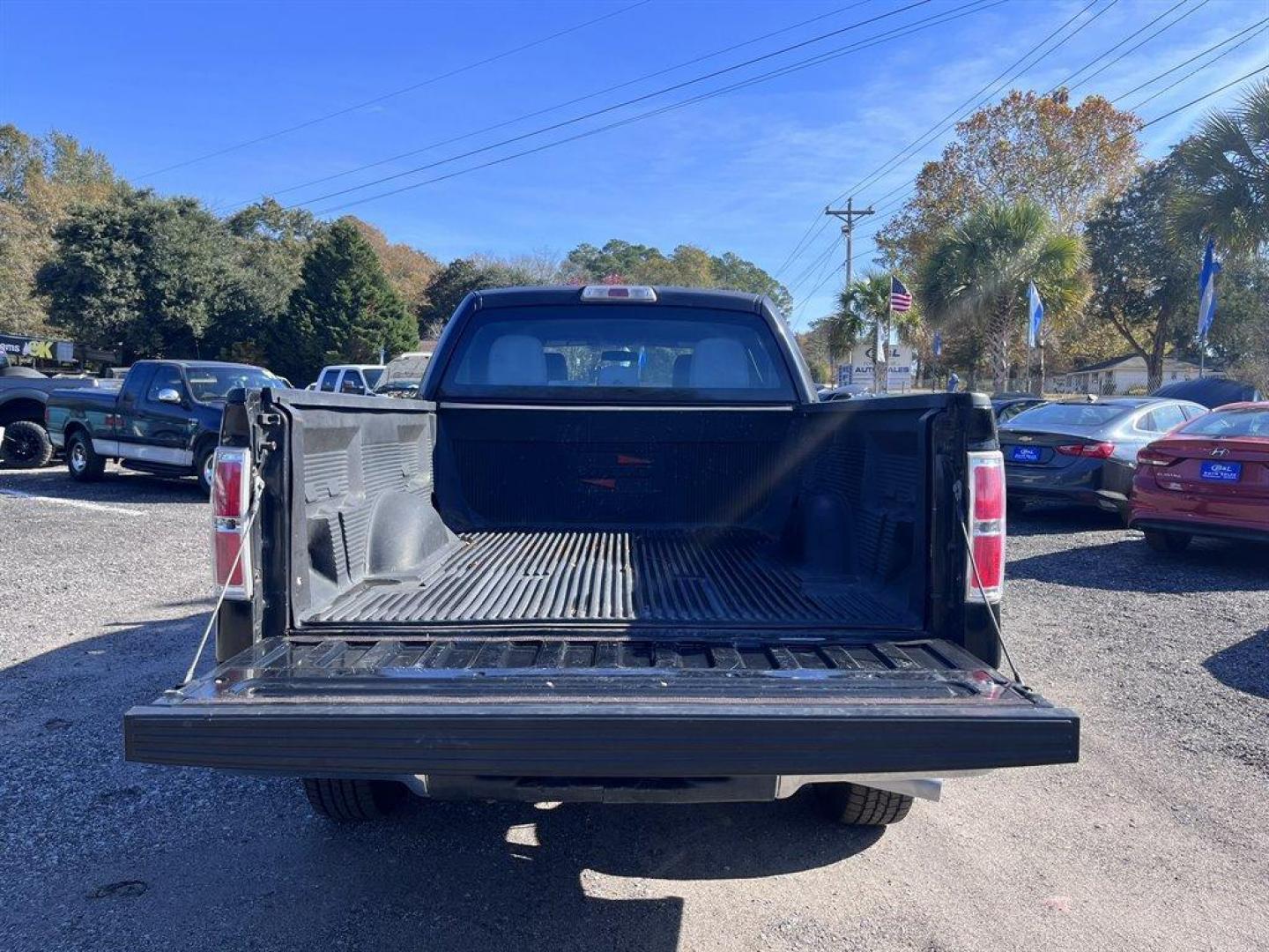 2014 Black /Grey Ford F150 (1FTFW1EF3EF) with an 5.0l V8 Smpi Dohc Flex 5. engine, Automatic transmission, located at 745 East Steele Rd., West Columbia, SC, 29170, (803) 755-9148, 33.927212, -81.148483 - Special Internet Price! 2014 Ford F150 XLT With AM/FM Stereo, Cruise Control, Manual Air Conditioning, Remote Keyless Entry, Cloth Interior, 40/20/40 Front Seat, 60-40 Folding Split-Bench Front Facing Fold-Up Cushion Rear Seat, Powered Windows, Powered Door Locks, Plus More! - Photo#24