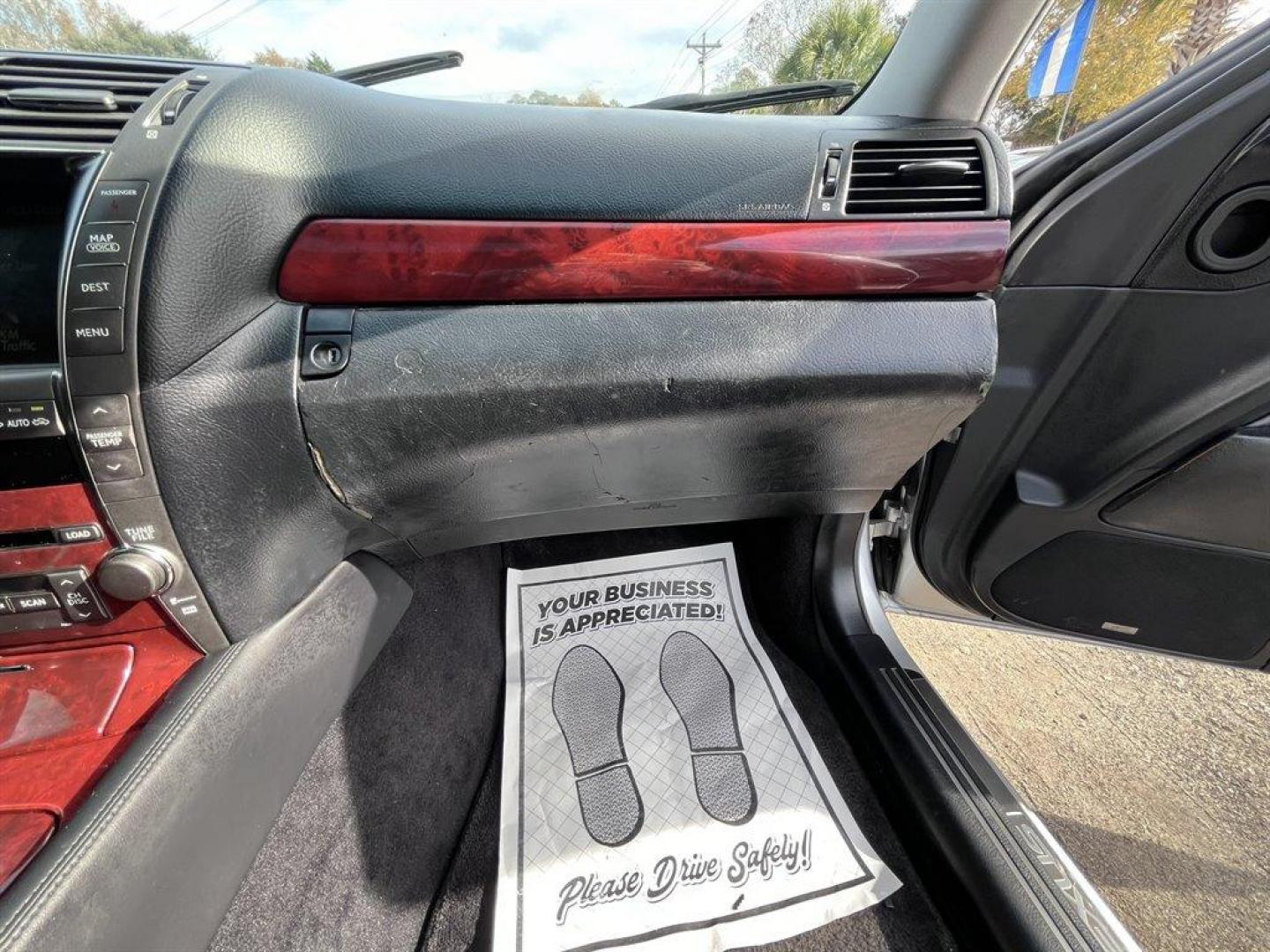 2008 Silver /Black Lexus LS 460 (JTHBL46FX85) with an 4.6l V8 EFI Dohc 4.6l engine, Automatic transmission, located at 745 East Steele Rd., West Columbia, SC, 29170, (803) 755-9148, 33.927212, -81.148483 - Special Internet Price! 2008 Lexus LS 460 with Bluetooth, Backup Camera, Navigation, Cruise control, Sunroof, Leather interior, Powered and heated front seats, Air conditioning, Keyless entry, Push to start, Plus more! - Photo#31