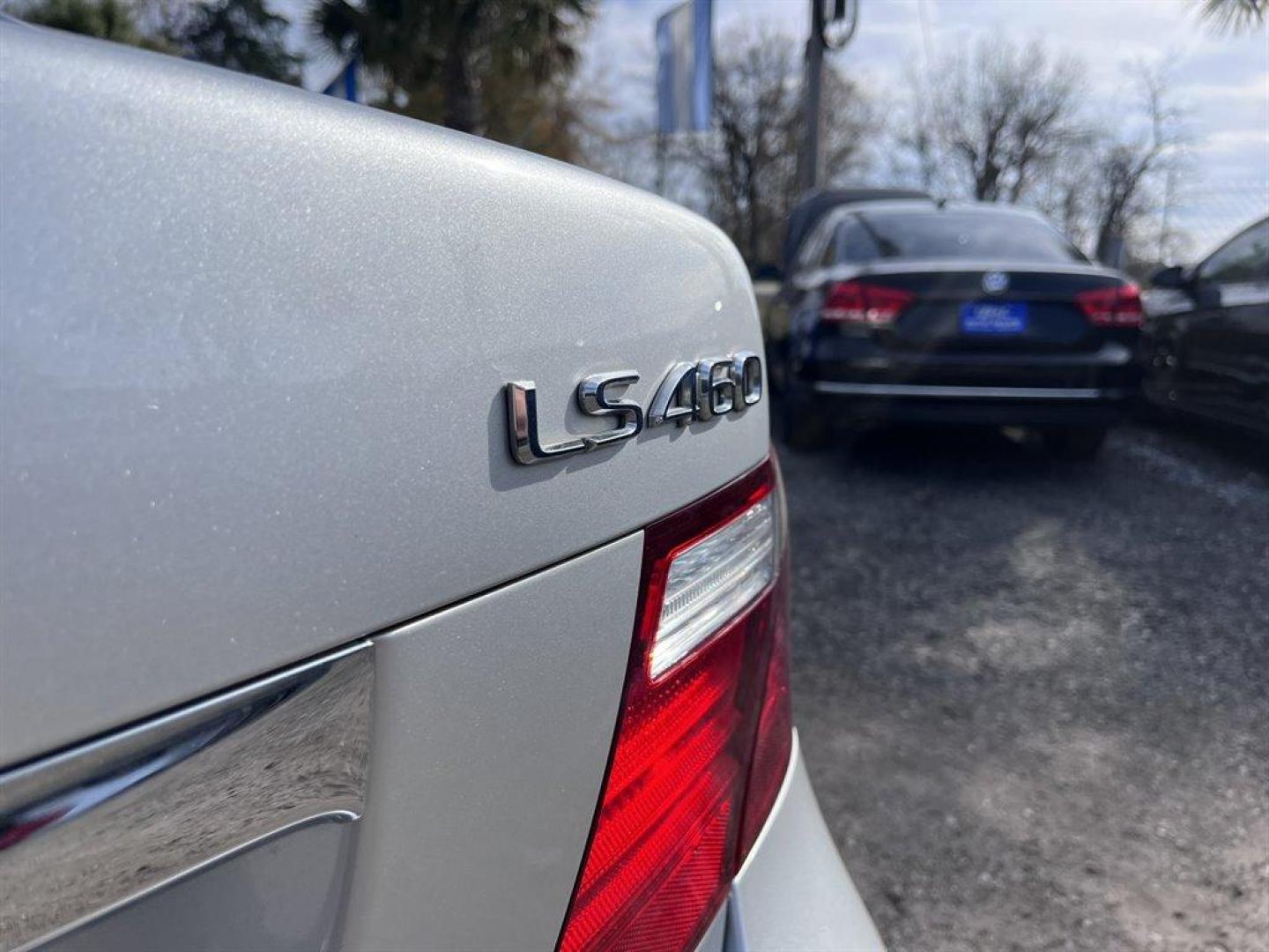 2008 Silver /Black Lexus LS 460 (JTHBL46FX85) with an 4.6l V8 EFI Dohc 4.6l engine, Automatic transmission, located at 745 East Steele Rd., West Columbia, SC, 29170, (803) 755-9148, 33.927212, -81.148483 - Special Internet Price! 2008 Lexus LS 460 with Bluetooth, Backup Camera, Navigation, Cruise control, Sunroof, Leather interior, Powered and heated front seats, Air conditioning, Keyless entry, Push to start, Plus more! - Photo#34