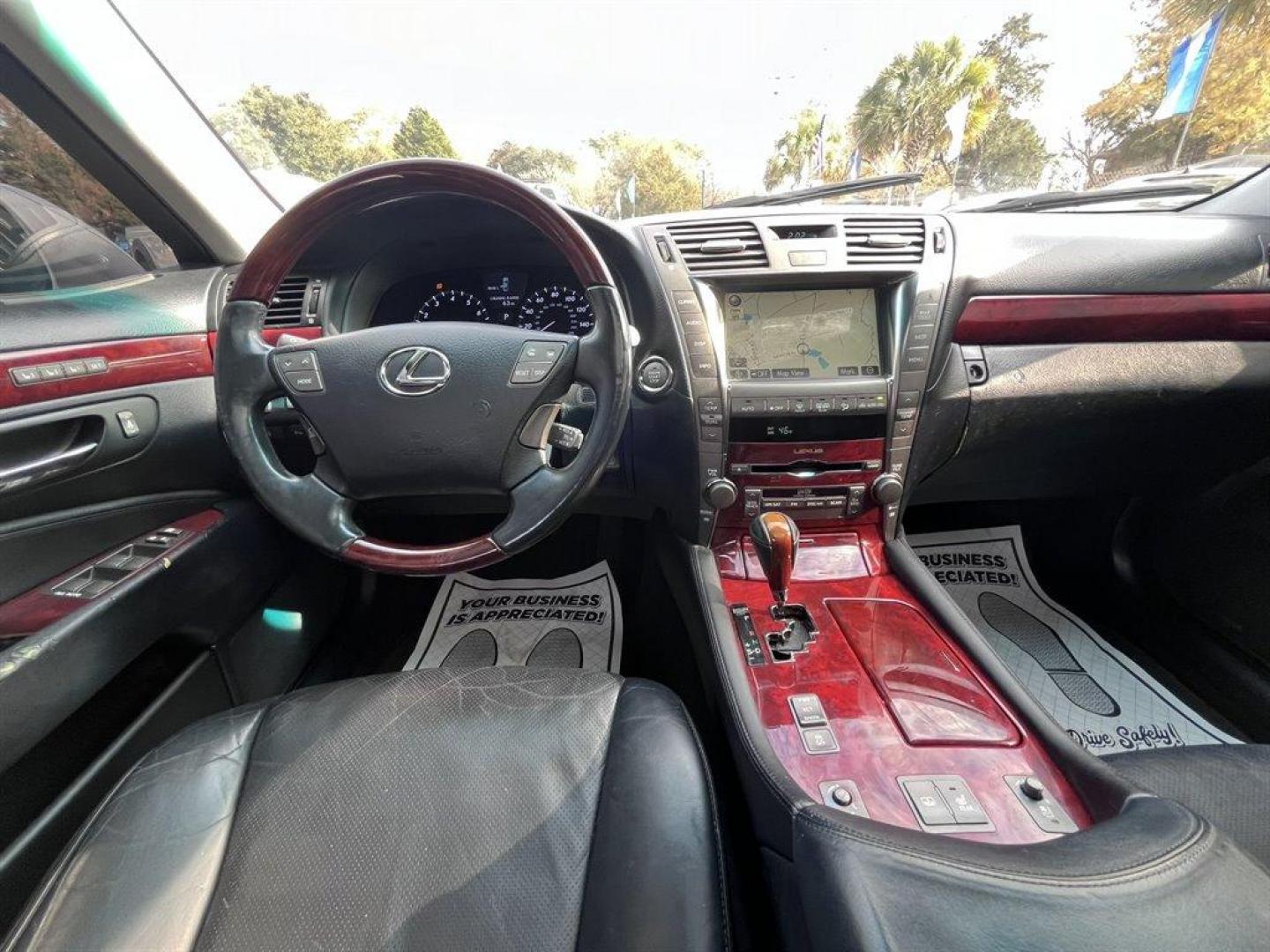 2008 Silver /Black Lexus LS 460 (JTHBL46FX85) with an 4.6l V8 EFI Dohc 4.6l engine, Automatic transmission, located at 745 East Steele Rd., West Columbia, SC, 29170, (803) 755-9148, 33.927212, -81.148483 - Special Internet Price! 2008 Lexus LS 460 with Bluetooth, Backup Camera, Navigation, Cruise control, Sunroof, Leather interior, Powered and heated front seats, Air conditioning, Keyless entry, Push to start, Plus more! - Photo#4