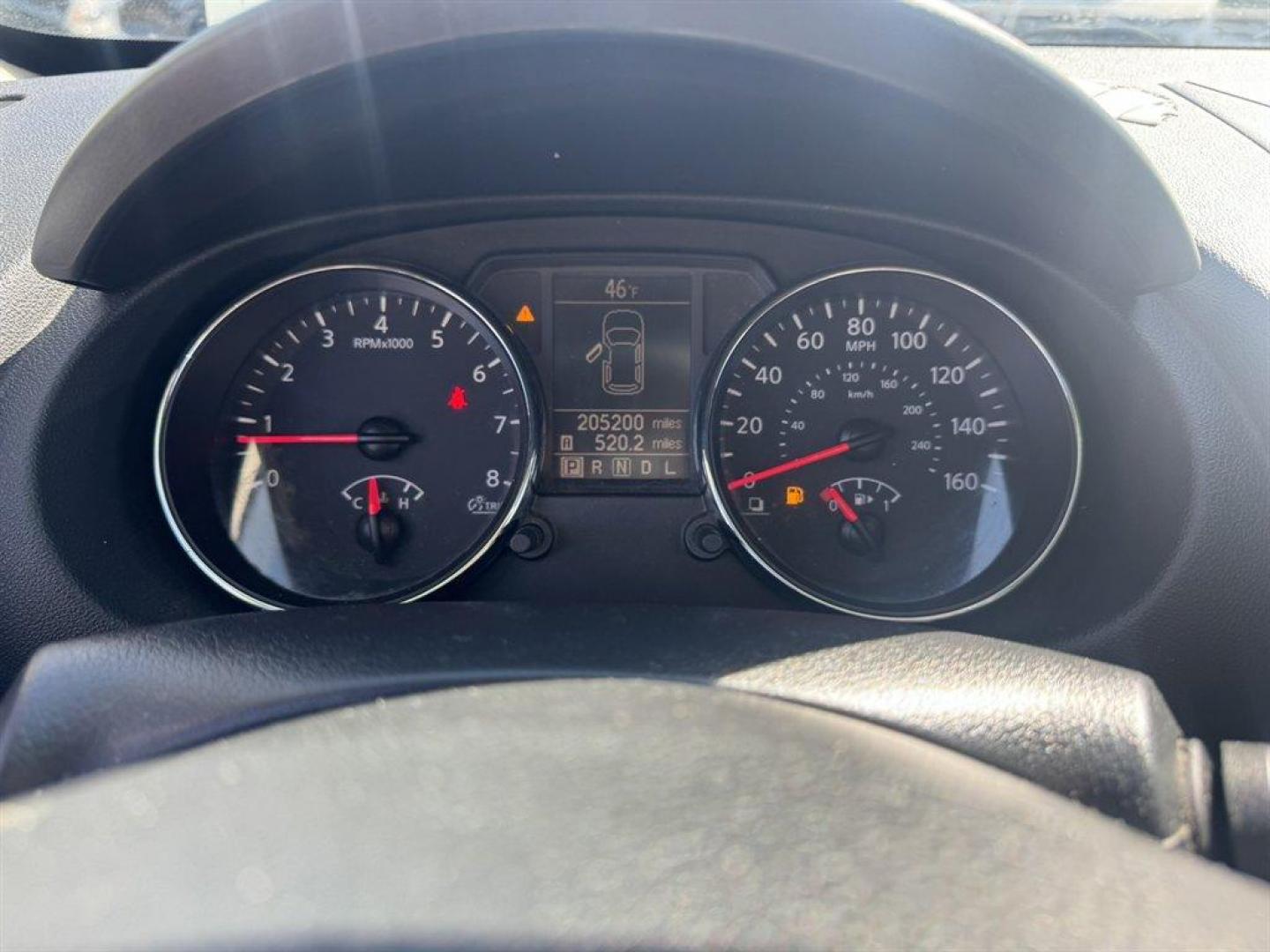 2013 White /Black Nissan Rogue (JN8AS5MT1DW) with an 2.5l I-4 MPI Dohc 2.5l engine, Automatic transmission, located at 745 East Steele Rd., West Columbia, SC, 29170, (803) 755-9148, 33.927212, -81.148483 - Photo#9