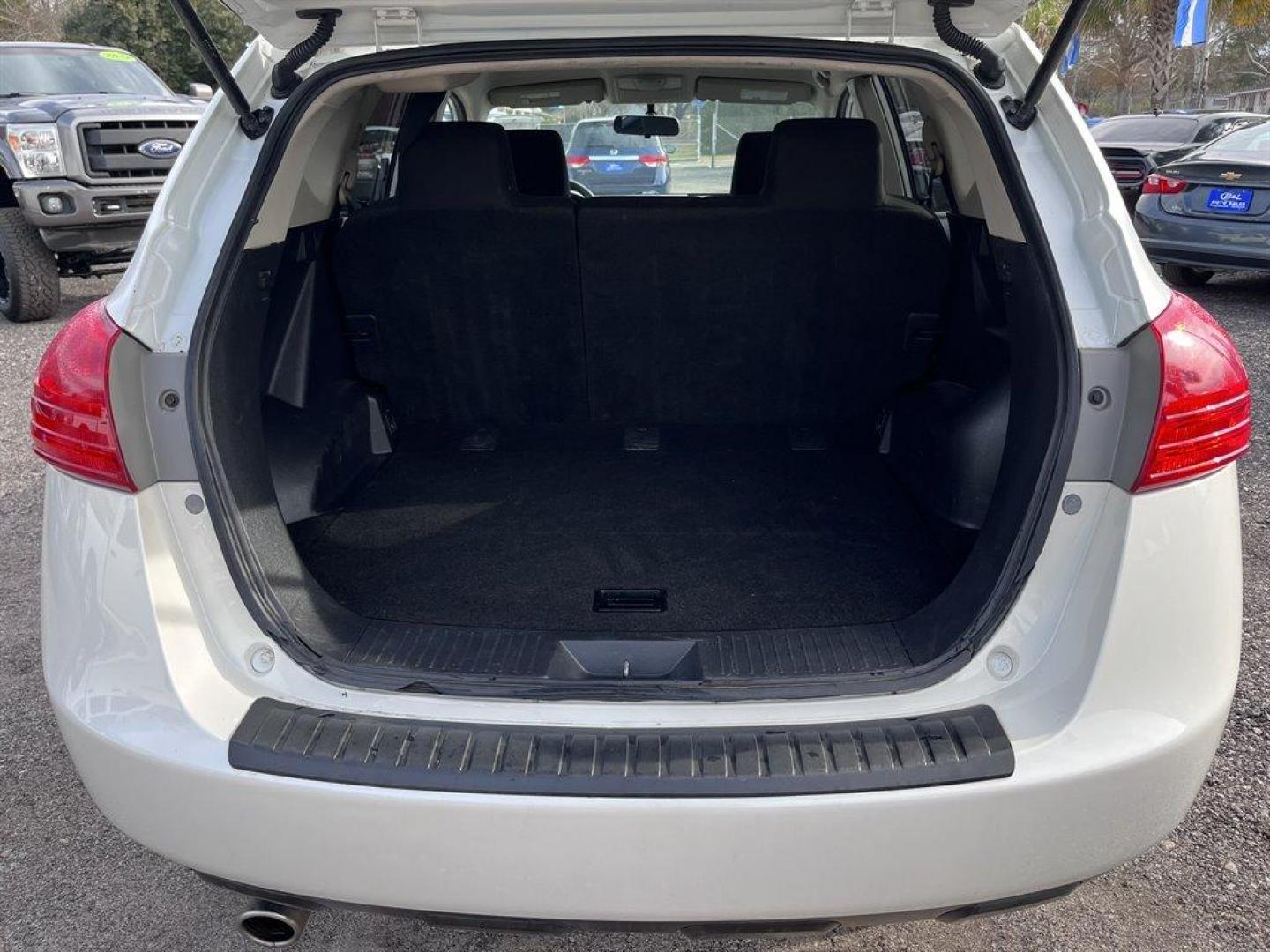 2013 White /Black Nissan Rogue (JN8AS5MT1DW) with an 2.5l I-4 MPI Dohc 2.5l engine, Automatic transmission, located at 745 East Steele Rd., West Columbia, SC, 29170, (803) 755-9148, 33.927212, -81.148483 - Special Internet Price! 2013 Nissan Rogue with AM/FM stereo, AUX port, Backup camera, Cruise control, Front bucket seats, Powered driver seat, Cloth interior, 60/40 split fold-down rear bench seat, Front air conditioning, Remote keyless entry, Plus more! - Photo#28