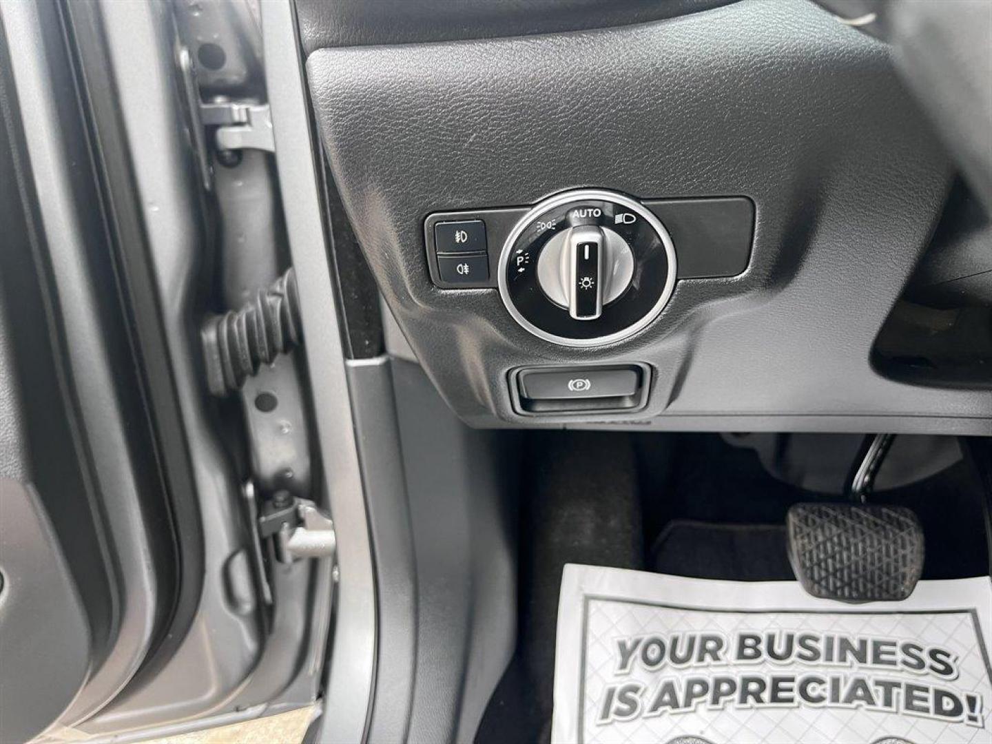 2017 Grey /Brown Infiniti QX30 (SJKCH5CR6HA) with an 2.0l I-4 DI Dohc T/C 2.0l engine, Automatic transmission, located at 745 East Steele Rd., West Columbia, SC, 29170, (803) 755-9148, 33.927212, -81.148483 - Special Internet Price! 2017 Infiniti QX30 with Bluetooth, AM/FM/CD/HD/SAT Audio System, Push Button Start, Remote Keyless Entry, Cruise Control, Dual Zone Front Automatic Air Conditioning, Panoramic Sunroof, Memory Driver Seat Settings, Powered Front Seats, Leather Interior, Rear 60-40 Folding Benc - Photo#22