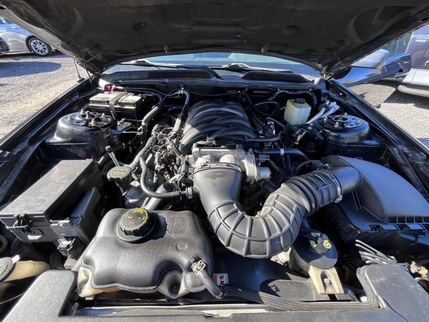 2006 Black /Black Ford Mustang (1ZVFT82H365) with an 4.6l V8 EFI Sohc 4.6l engine, Manual transmission, located at 745 East Steele Rd., West Columbia, SC, 29170, (803) 755-9148, 33.927212, -81.148483 - Special Internet Price! 2006 Ford Mustang GT with 5-speed manual transmission, AM/FM radio, Air conditioning, Remote keyless entry, Leather interior, Powered windows, Powered door locks, Plus more! - Photo#20