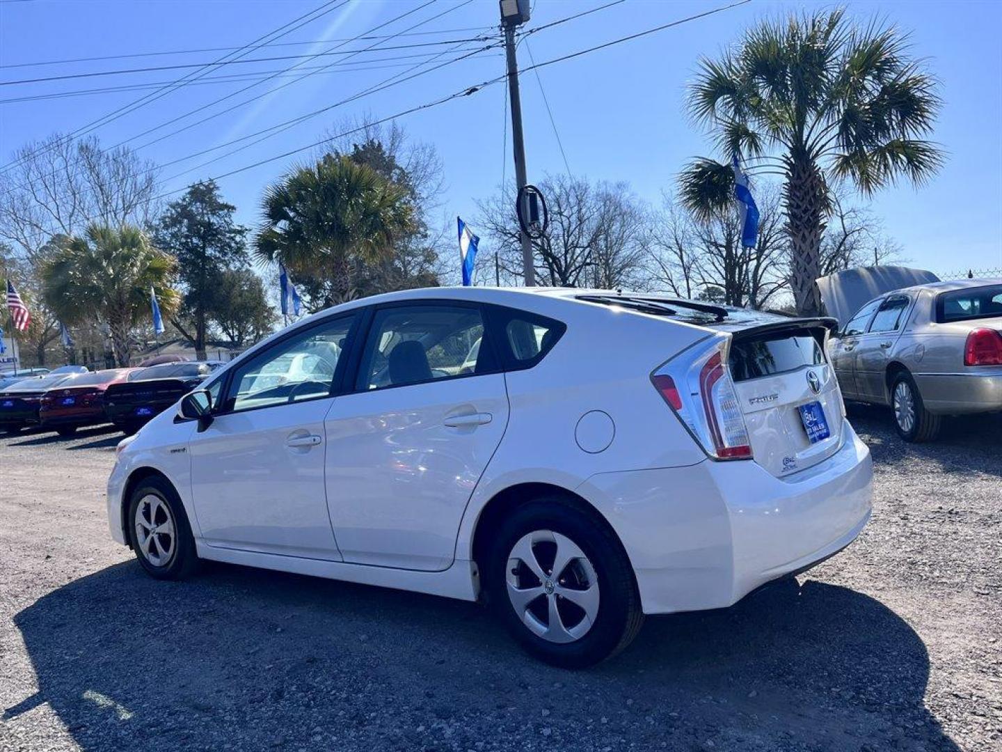 2013 White /Grey Toyota Prius (JTDKN3DU2D0) with an 1.8l I-4 EFI Dohc Hybrid engine, Automatic transmission, located at 745 East Steele Rd., West Columbia, SC, 29170, (803) 755-9148, 33.927212, -81.148483 - Special Internet Price! 2013 Toyota Prius with AM/FM radio, Cruise control, Keyless door entry, Push to start, Bucket front seats, Cloth interior, Powered windows, Powered door locks, Plus more! - Photo#1