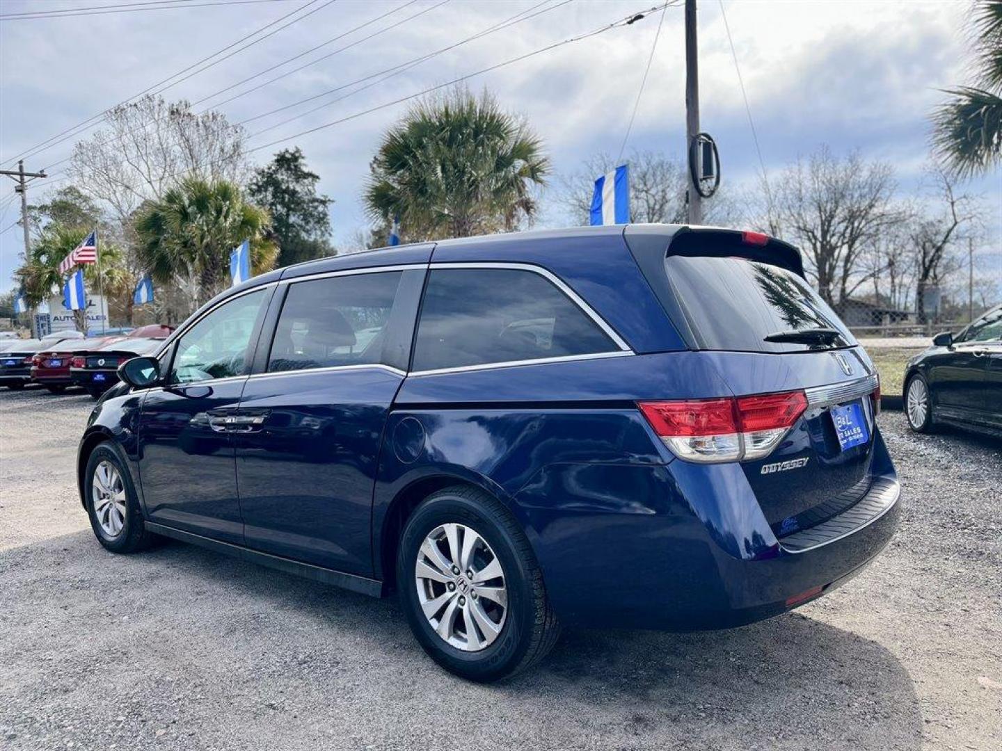 2015 Blue /Grey Honda Odyssey (5FNRL5H60FB) with an 3.5l V6 MPI Sohc Vtec 3.5 engine, Automatic transmission, located at 745 East Steele Rd., West Columbia, SC, 29170, (803) 755-9148, 33.927212, -81.148483 - Special Internet Price! 2015 Honda Odyssey with Bluetooth, AM/FM/CD Audio System, Backup Camera, Cruise Control, Remote Keyless Entry, Dual Zone Front Automatic Air Conditioning, Sunroof, Power Lift Gate, Heated Front Bucket Seats, Removable 40-20-40 Folding Split-Bench, Fixed 60-40 Split-Bench 3rd - Photo#1