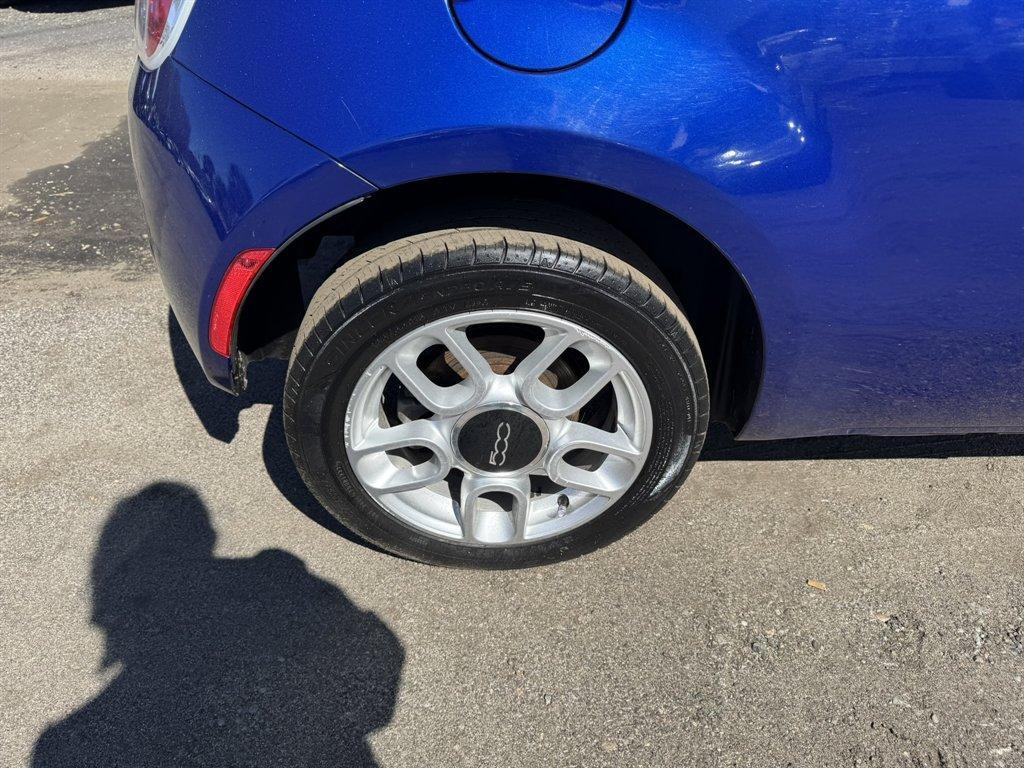2012 Blue /Black Fiat 500 (3C3CFFDRXCT) with an 1.4l I-4 MPI 1.4l engine, Manual transmission, located at 745 East Steele Rd., West Columbia, SC, 29170, (803) 755-9148, 33.927212, -81.148483 - Photo#24