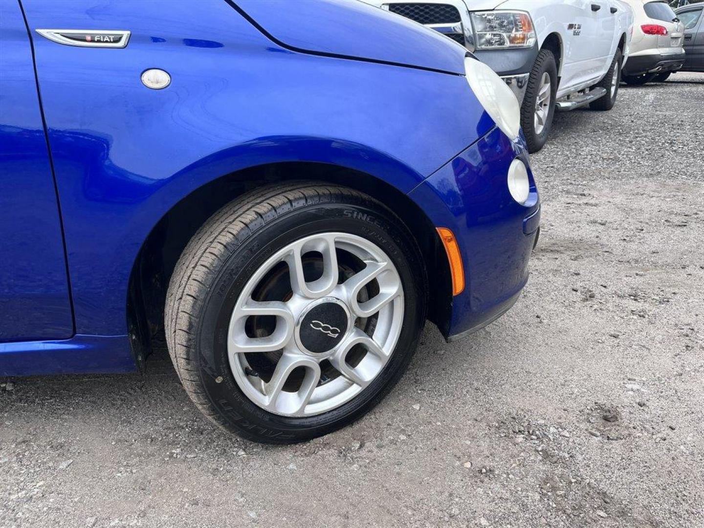 2012 Blue /Black Fiat 500 (3C3CFFDRXCT) with an 1.4l I-4 MPI 1.4l engine, Manual transmission, located at 745 East Steele Rd., West Columbia, SC, 29170, (803) 755-9148, 33.927212, -81.148483 - Special Internet Price! 2012 FIAT 500C Pop with AM/FM stereo, Aux audio input, Remote keyless entry, Steering wheel audio controls, Cloth bucket seats, 50/50 split fold-down rear seat, 5-speed manual transmission, Black soft top convertible, Powered windows, Powered door locks, Plus more! - Photo#19