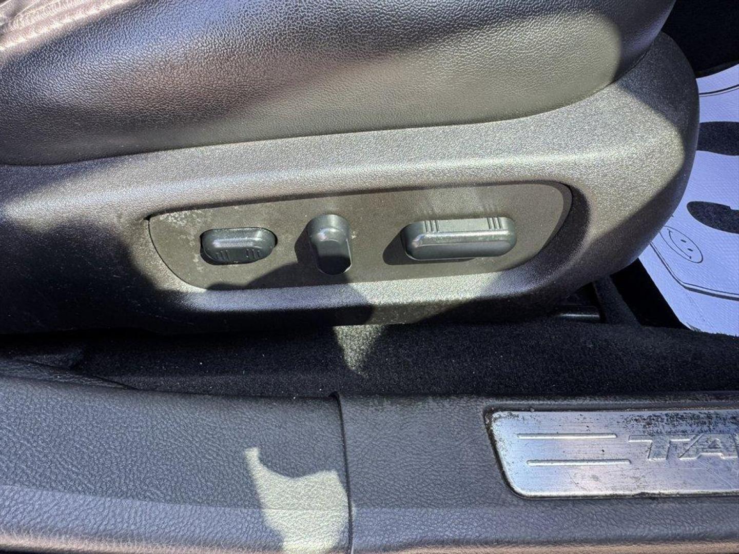 2014 Black /Black Ford Taurus (1FAHP2F87EG) with an 3.5l V6 Smpi TI-VCT 3.5l engine, Automatic transmission, located at 745 East Steele Rd., West Columbia, SC, 29170, (803) 755-9148, 33.927212, -81.148483 - Special Internet Price! 2014 Ford Taurus - Photo#27