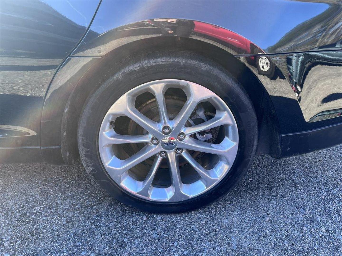 2014 Black /Black Ford Taurus (1FAHP2F87EG) with an 3.5l V6 Smpi TI-VCT 3.5l engine, Automatic transmission, located at 745 East Steele Rd., West Columbia, SC, 29170, (803) 755-9148, 33.927212, -81.148483 - Special Internet Price! 2014 Ford Taurus Limited with AM/FM Stereo/Single CD/MP3 Capable, Remote Keyless Entry, Cruise Control, Sunroof, Heated Seats, Powered Driver Seat, Push To Start, Power Windows, Powered Door Locks, Plus More! - Photo#34