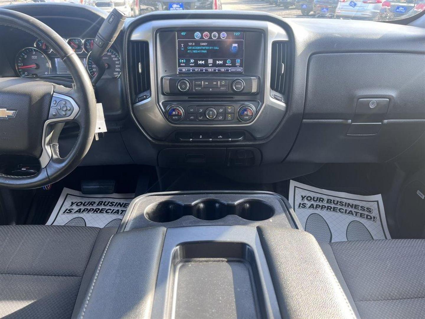 2017 Blue /Black Chevrolet Silverado 1500 (3GCPCREC1HG) with an 5.3l V8 DI VVT Flex 5.3l engine, Automatic transmission, located at 745 East Steele Rd., West Columbia, SC, 29170, (803) 755-9148, 33.927212, -81.148483 - Special Internet Price! 2017 Chevrolet Silverado 1500 with Bluetooth, 3-month All Access trial subscription SiriusXM Satellite Radio, Chevrolet MyLink Radio, 8 diagonal color touch-screen, Backup camera, Cruise control, Air conditioning, Remote Keyless Entry, Driver powered seat, Front 40/20/40 spli - Photo#9