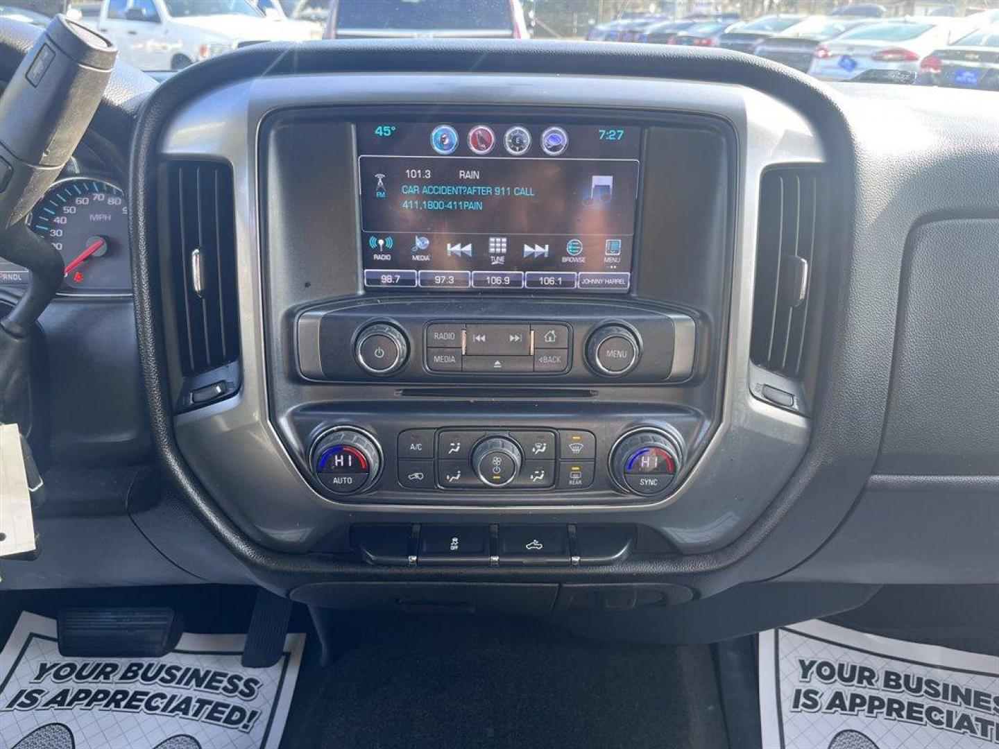 2017 Blue /Black Chevrolet Silverado 1500 (3GCPCREC1HG) with an 5.3l V8 DI VVT Flex 5.3l engine, Automatic transmission, located at 745 East Steele Rd., West Columbia, SC, 29170, (803) 755-9148, 33.927212, -81.148483 - Special Internet Price! 2017 Chevrolet Silverado 1500 with Bluetooth, 3-month All Access trial subscription SiriusXM Satellite Radio, Chevrolet MyLink Radio, 8 diagonal color touch-screen, Backup camera, Cruise control, Air conditioning, Remote Keyless Entry, Driver powered seat, Front 40/20/40 spli - Photo#10