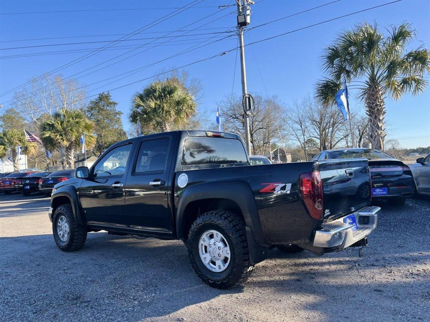 2006 Black /Grey Chevrolet Colorado (1GCDT136468) with an 3.5l I-5 MPI Dohc 3.5l engine, Auto transmission, located at 745 East Steele Rd., West Columbia, SC, 29170, (803) 755-9148, 33.927212, -81.148483 - Special Internet Price! 2006 Chevrolet Colorado with AM/FM stereo with CD/MP3 player, Air conditioning, Powered windows, Powered door locks, Seats up to 6, Cloth interior, Rear split folding bench seat, Plus more! - Photo#1