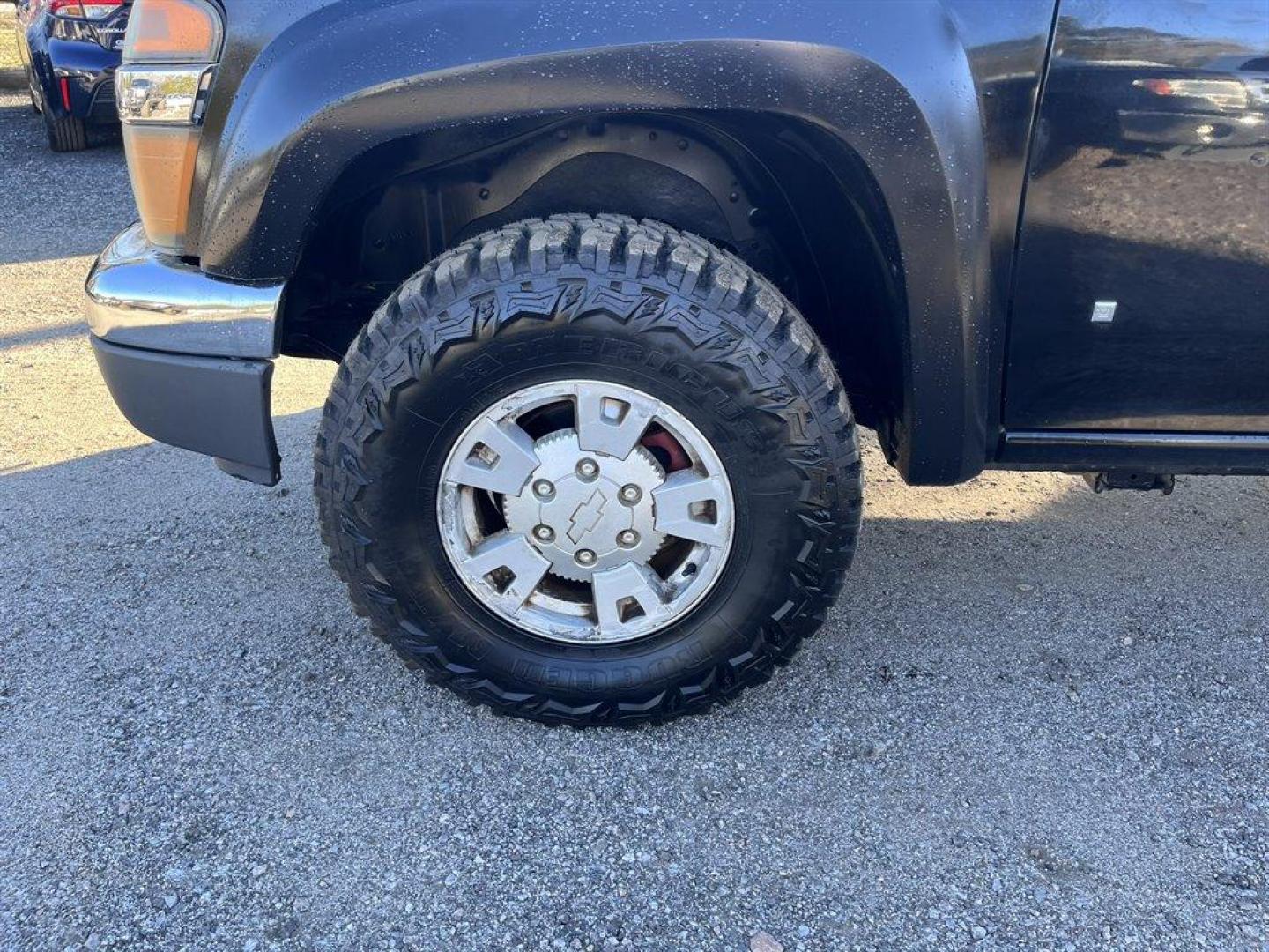 2006 Black /Grey Chevrolet Colorado (1GCDT136468) with an 3.5l I-5 MPI Dohc 3.5l engine, Auto transmission, located at 745 East Steele Rd., West Columbia, SC, 29170, (803) 755-9148, 33.927212, -81.148483 - Special Internet Price! 2006 Chevrolet Colorado with AM/FM stereo with CD/MP3 player, Air conditioning, Powered windows, Powered door locks, Seats up to 6, Cloth interior, Rear split folding bench seat, Plus more! - Photo#26