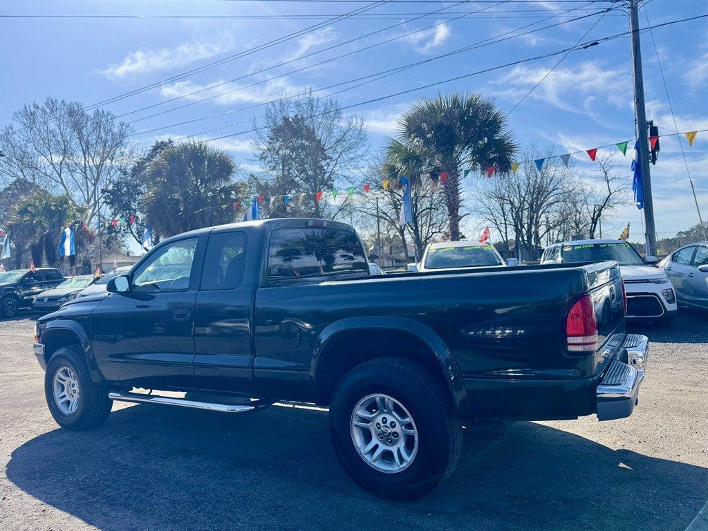 1997 Green /Tan Dodge Dakota (1B7GG23Y1VS) with an 5.2l V8 MPI 5.2l engine, Manual transmission, located at 745 East Steele Rd., West Columbia, SC, 29170, (803) 755-9148, 33.927212, -81.148483 - Photo#5
