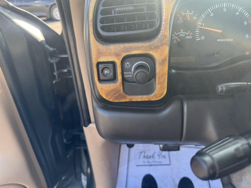 1997 Green /Tan Dodge Dakota (1B7GG23Y1VS) with an 5.2l V8 MPI 5.2l engine, Manual transmission, located at 745 East Steele Rd., West Columbia, SC, 29170, (803) 755-9148, 33.927212, -81.148483 - Photo#15