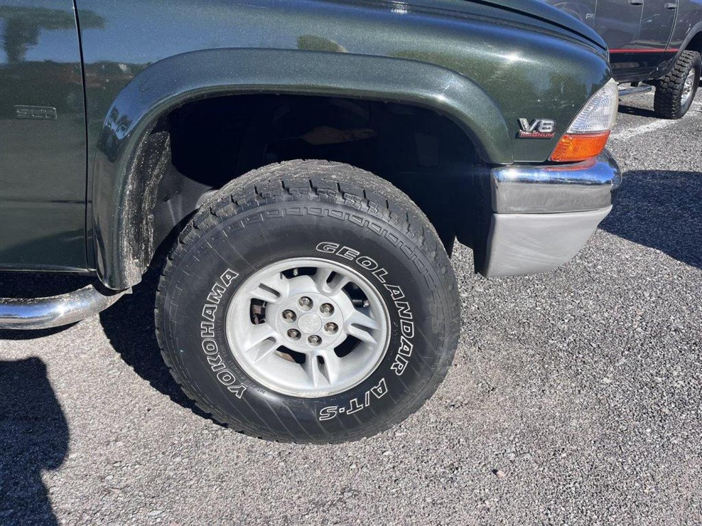 1997 Green /Tan Dodge Dakota (1B7GG23Y1VS) with an 5.2l V8 MPI 5.2l engine, Manual transmission, located at 745 East Steele Rd., West Columbia, SC, 29170, (803) 755-9148, 33.927212, -81.148483 - Special Internet Price! 1997 Dodge Dakota SLT with AM/FM stereo radio, Manual transmission, Sunroof, Cruise control, Powered windows, Powered door locks, Leather interior, Seats up to 5, Plus more! - Photo#19