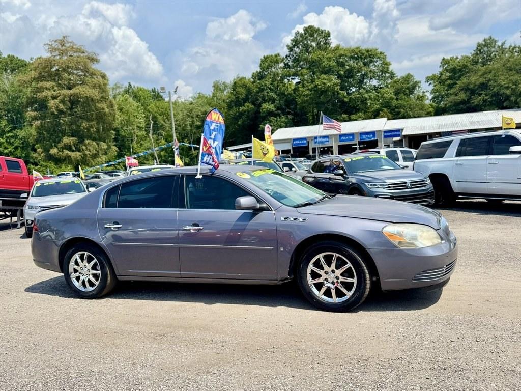 2008 Grey /Grey Buick Lucerne (1G4HD57278U) with an 3.8l V6 SFI 3.8l engine, Automatic transmission, located at 745 East Steele Rd., West Columbia, SC, 29170, (803) 755-9148, 33.927212, -81.148483- Photo#2