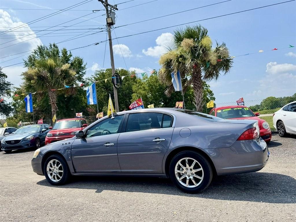 2008 Grey /Grey Buick Lucerne (1G4HD57278U) with an 3.8l V6 SFI 3.8l engine, Automatic transmission, located at 745 East Steele Rd., West Columbia, SC, 29170, (803) 755-9148, 33.927212, -81.148483- Photo#5