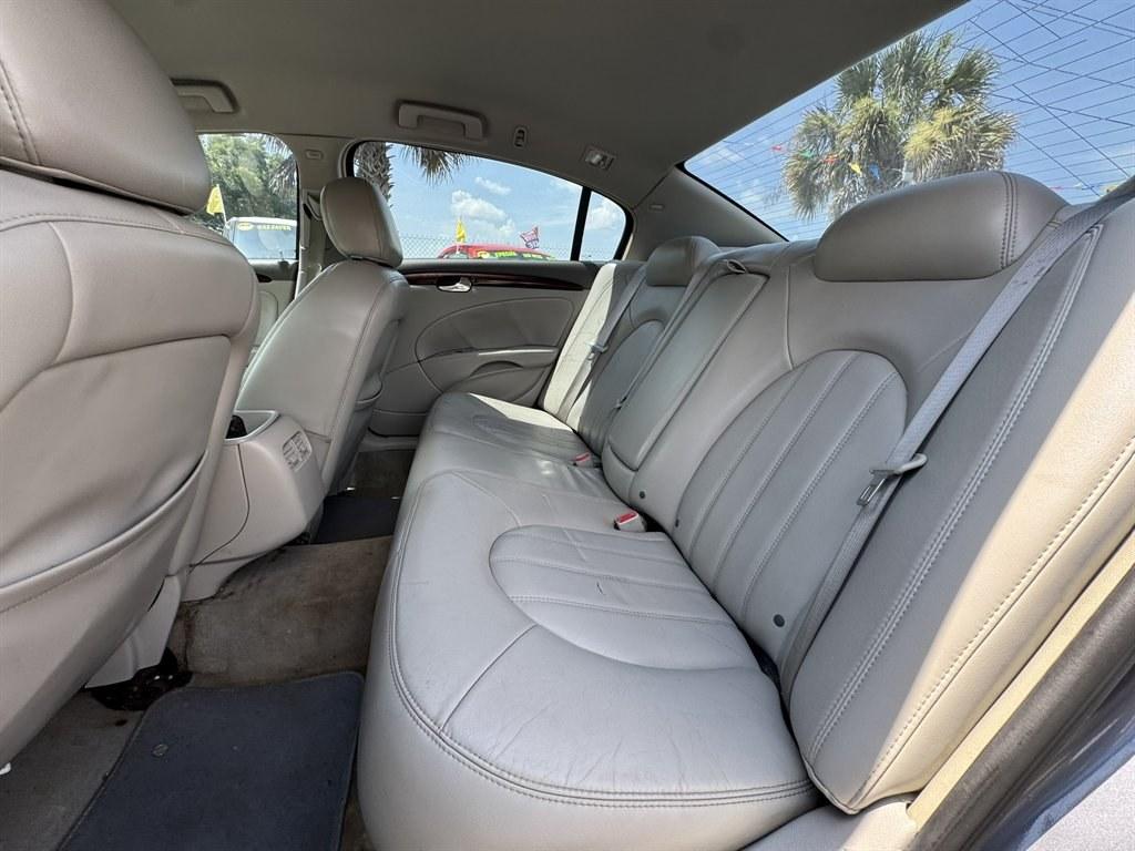 2008 Grey /Grey Buick Lucerne (1G4HD57278U) with an 3.8l V6 SFI 3.8l engine, Automatic transmission, located at 745 East Steele Rd., West Columbia, SC, 29170, (803) 755-9148, 33.927212, -81.148483- Photo#19
