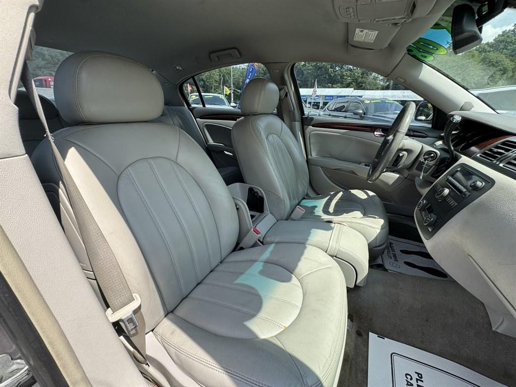 2008 Grey /Grey Buick Lucerne (1G4HD57278U) with an 3.8l V6 SFI 3.8l engine, Automatic transmission, located at 745 East Steele Rd., West Columbia, SC, 29170, (803) 755-9148, 33.927212, -81.148483- Photo#23