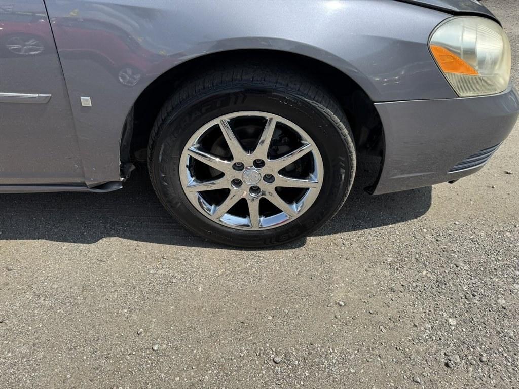 2008 Grey /Grey Buick Lucerne (1G4HD57278U) with an 3.8l V6 SFI 3.8l engine, Automatic transmission, located at 745 East Steele Rd., West Columbia, SC, 29170, (803) 755-9148, 33.927212, -81.148483- Photo#25