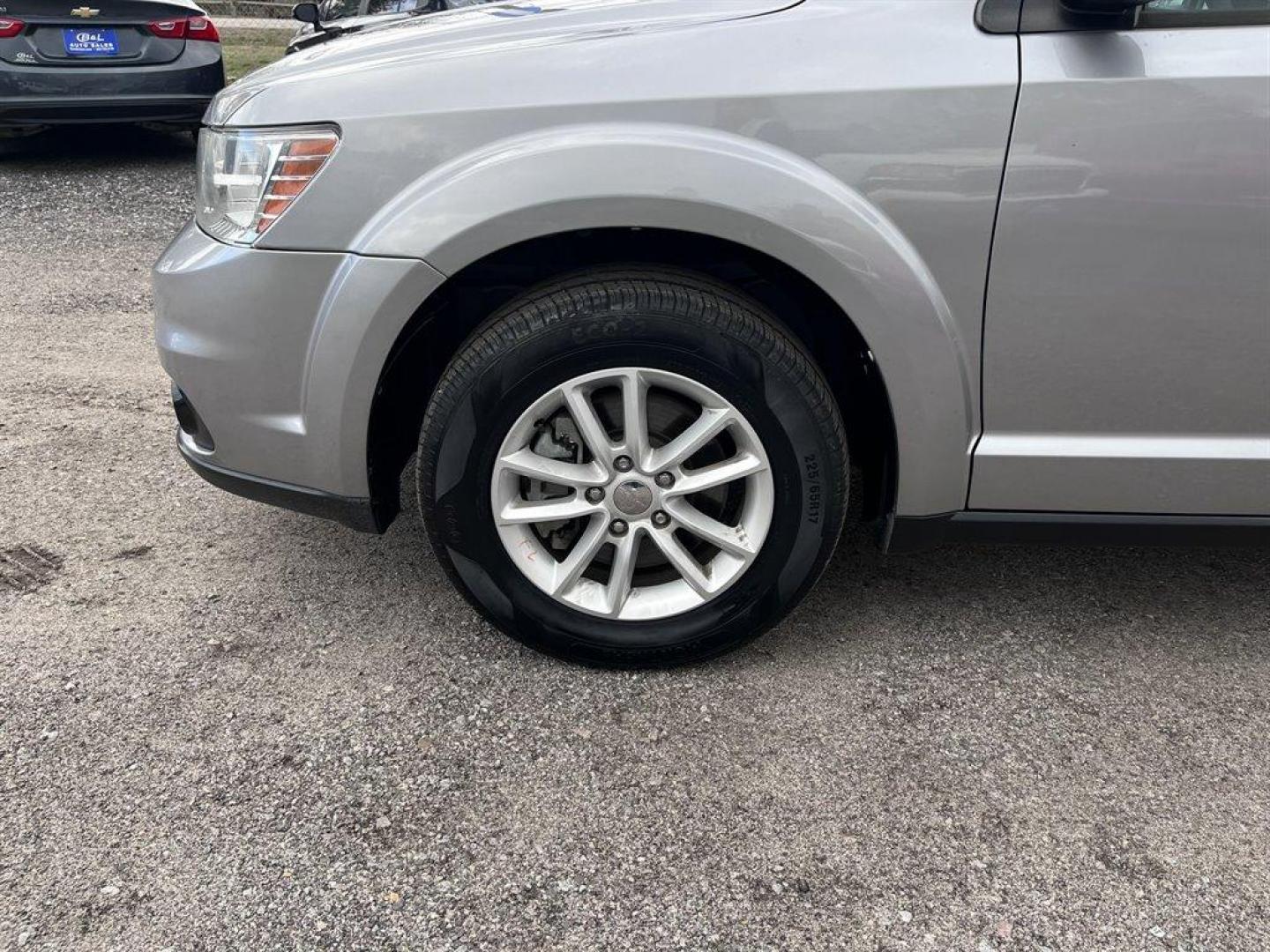 2017 Silver /Black Dodge Journey (3C4PDCBB2HT) with an 2.4l I-4 SFI Dohc 2.4l engine, Automatic transmission, located at 745 East Steele Rd., West Columbia, SC, 29170, (803) 755-9148, 33.927212, -81.148483 - Special Internet Price! 2017 Dodge Journey SXT with Bluetooth, AUX Port, Remote Keyless Entry, Cruise Control, Push Button Start, Dual Zone Front Manual Air Conditioning, Cloth Interior, 2nd row 40-60 Folding Split-Bench, 3rd row 50-50 Bench, Powered Windows, Powered Door Locks, Plus More! - Photo#32