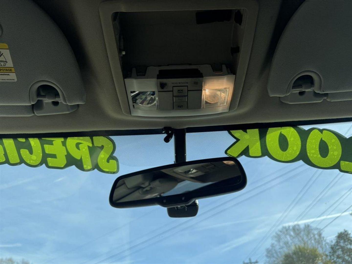 2008 Black /Tan Lincoln Navigator (5LMFU27598L) with an 5.4l V8 EFI Sohc 3v 5.4l engine, Automatic transmission, located at 745 East Steele Rd., West Columbia, SC, 29170, (803) 755-9148, 33.927212, -81.148483 - Photo#12